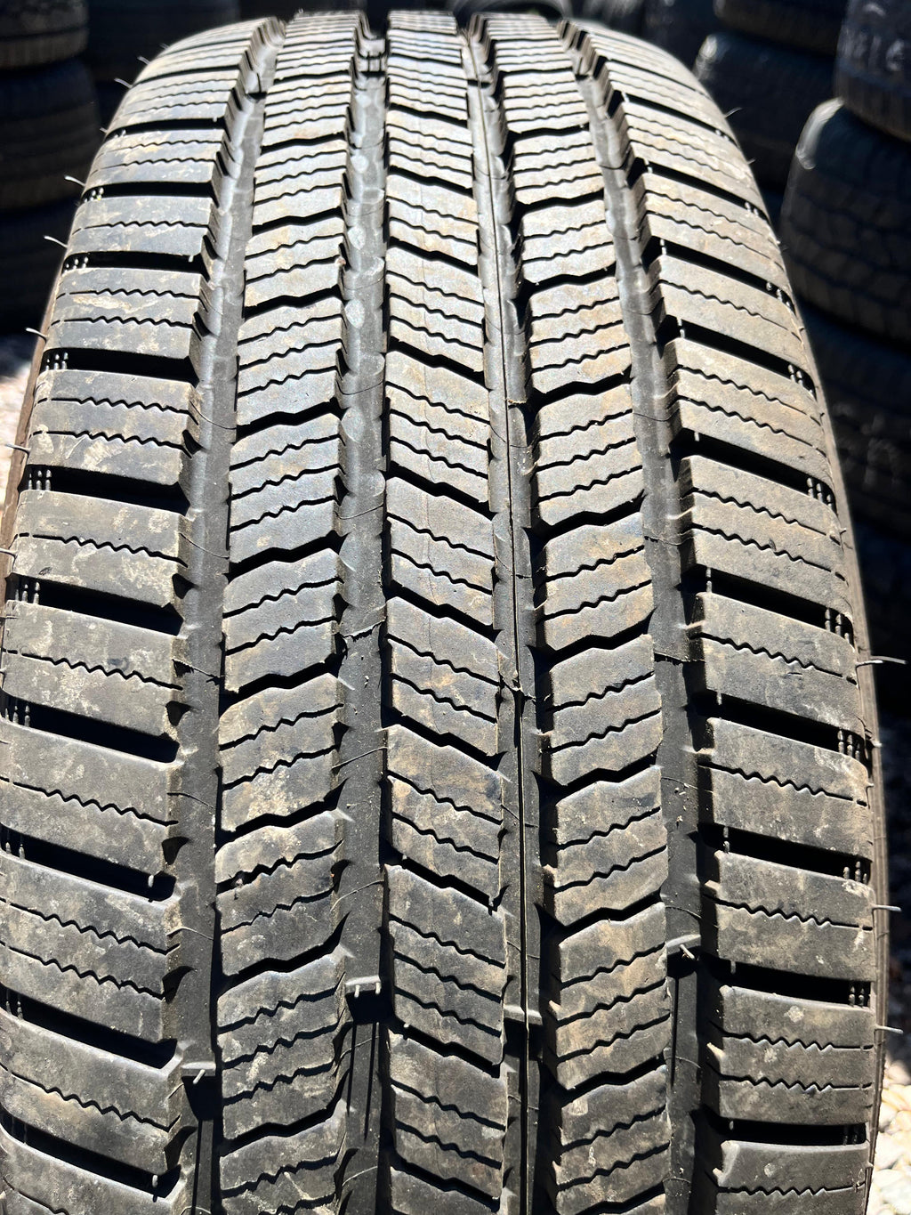 245/75R16 Single (1 Used Tire) Michelin Defender LTX