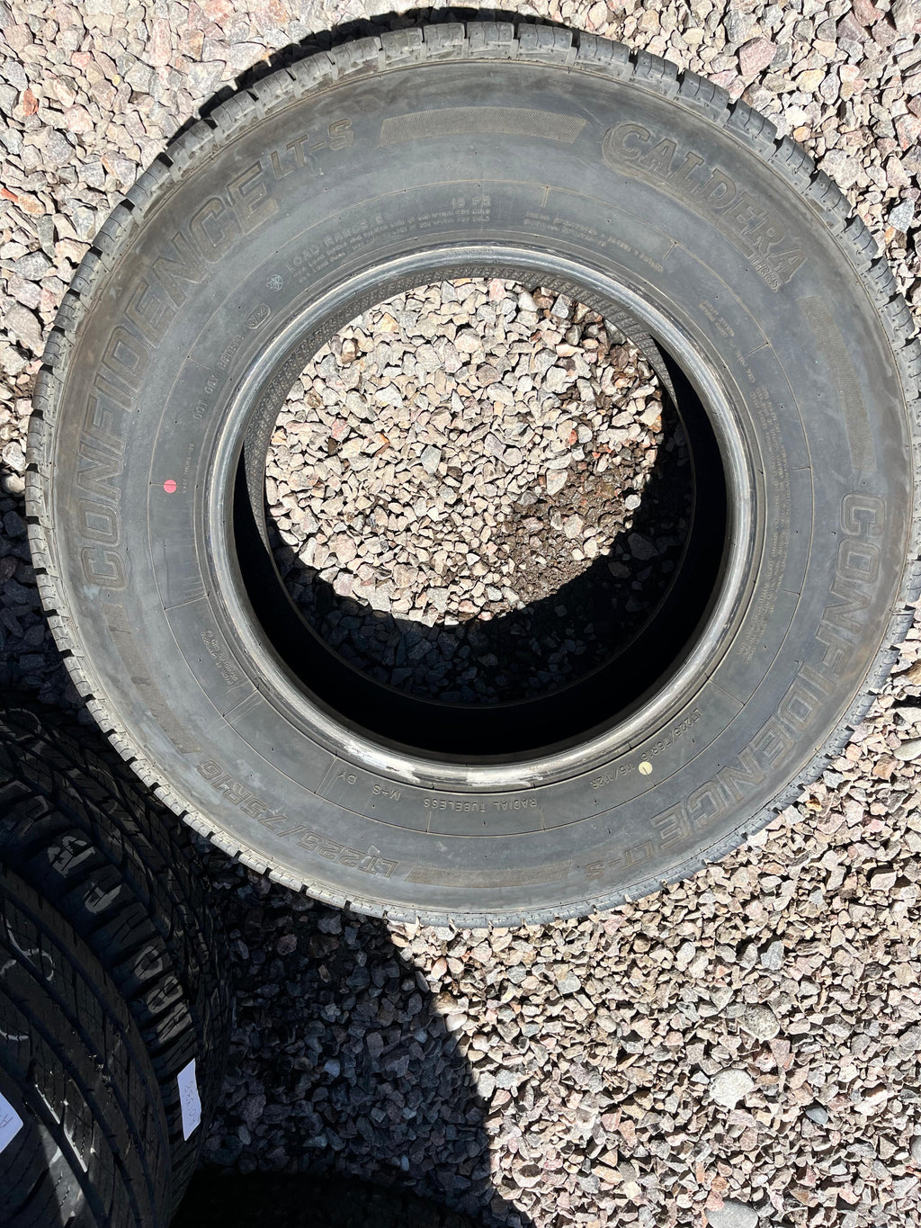 LT225/75R16 Single (1 Used Tire) Caldera Tires Confidence