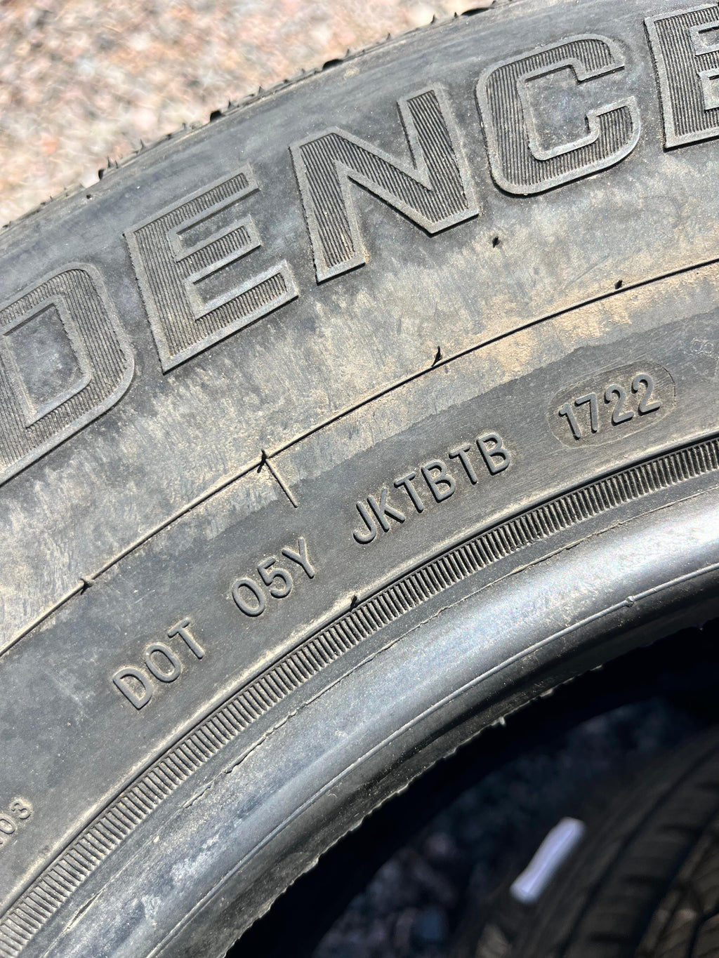 215/70R16 Single (1 Used Tire) Caldera Confidence