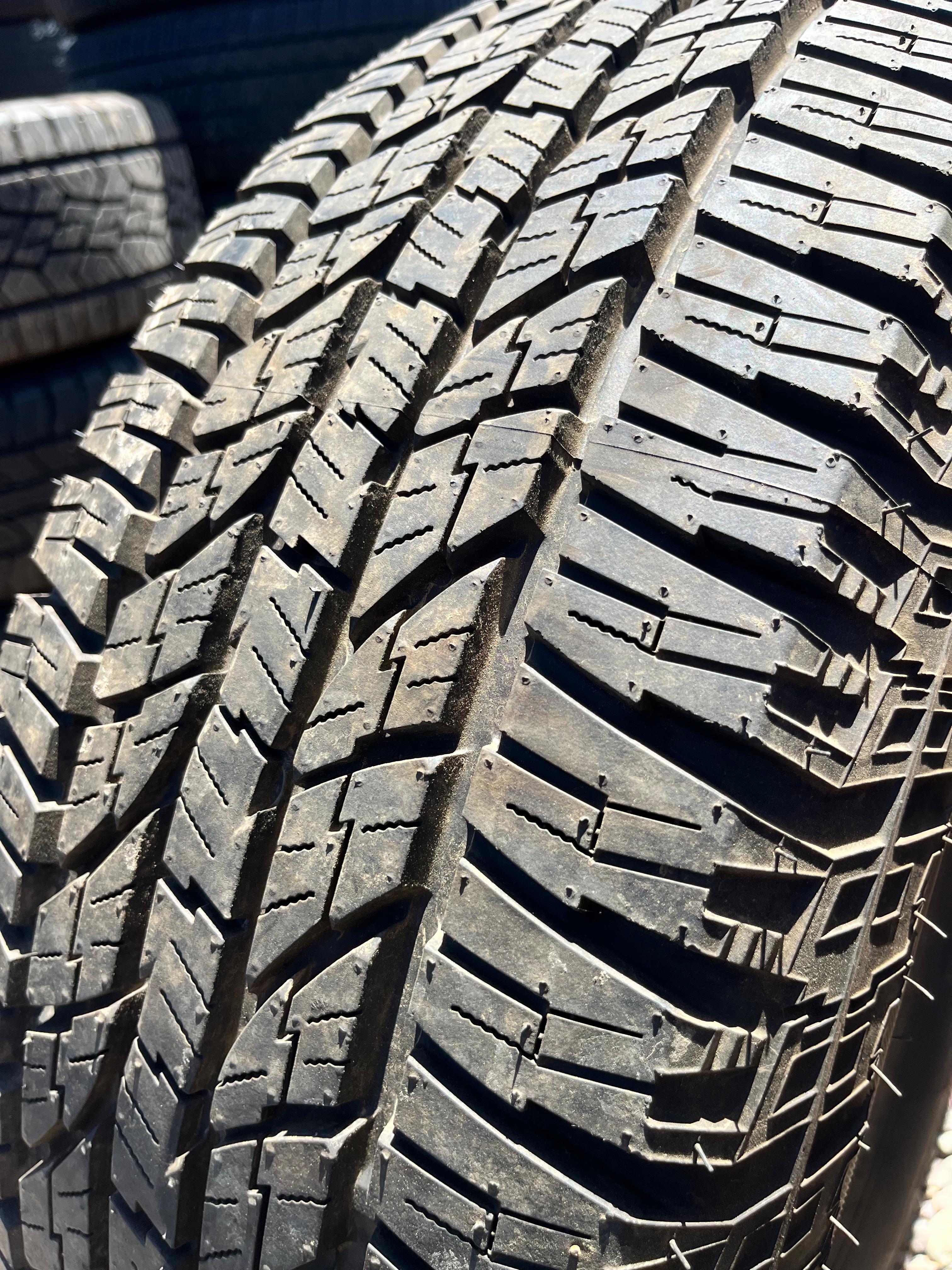 265/70R16 Single (1 Used Tire) Yokohama Geolandar