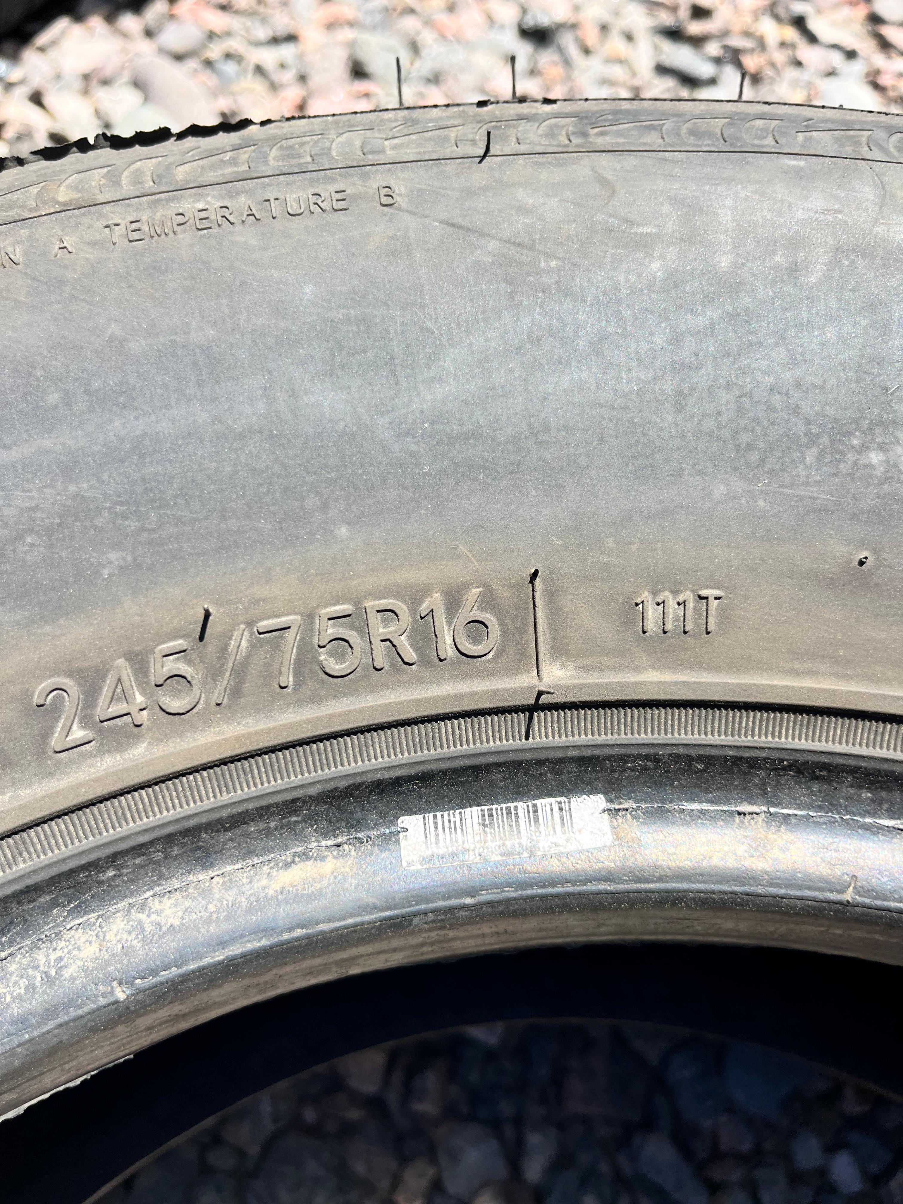245/75R16 Single (1 Used Tire) Sailun Terramax