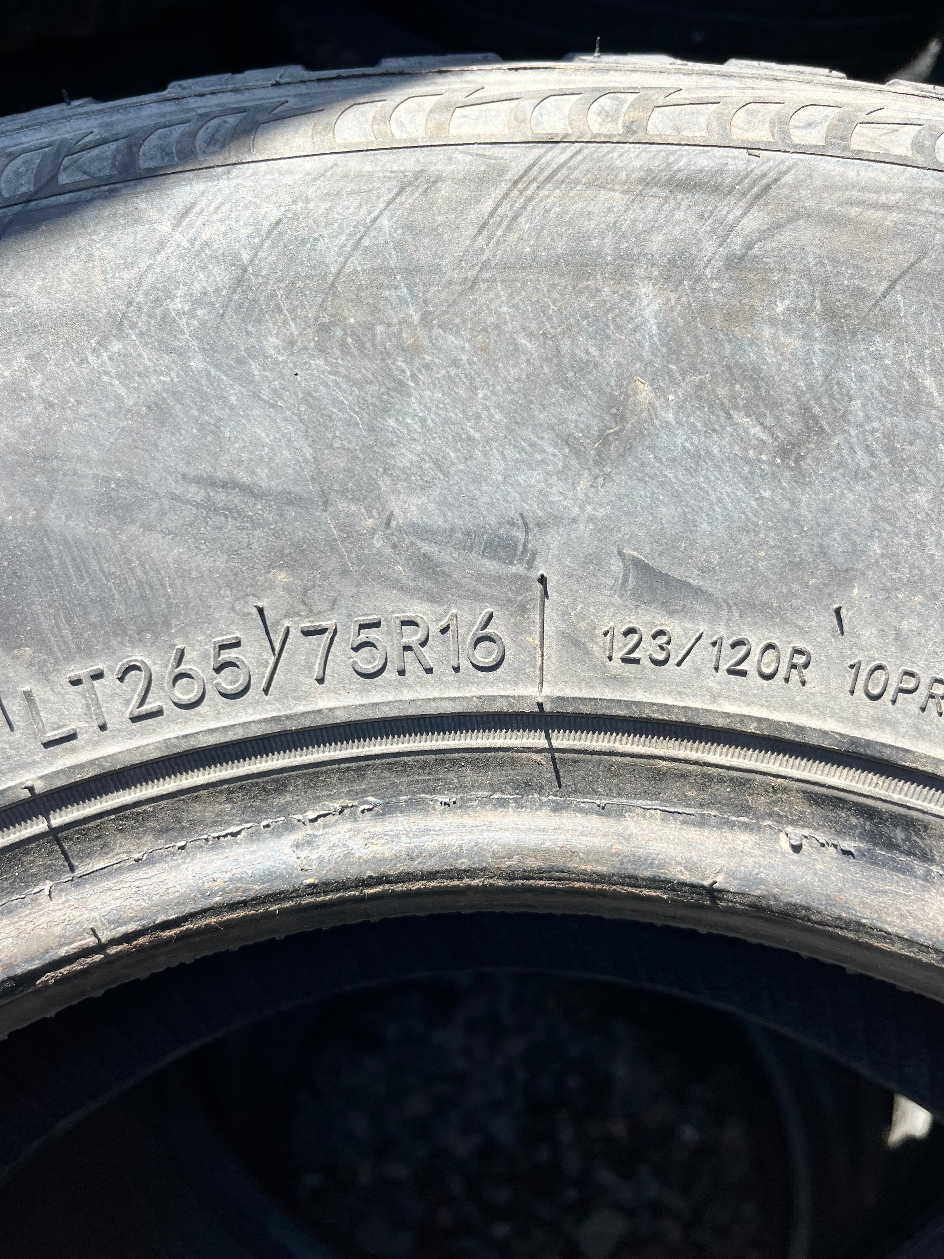 LT265/75R16 Single (1 Used Tire) Sailun Terramax