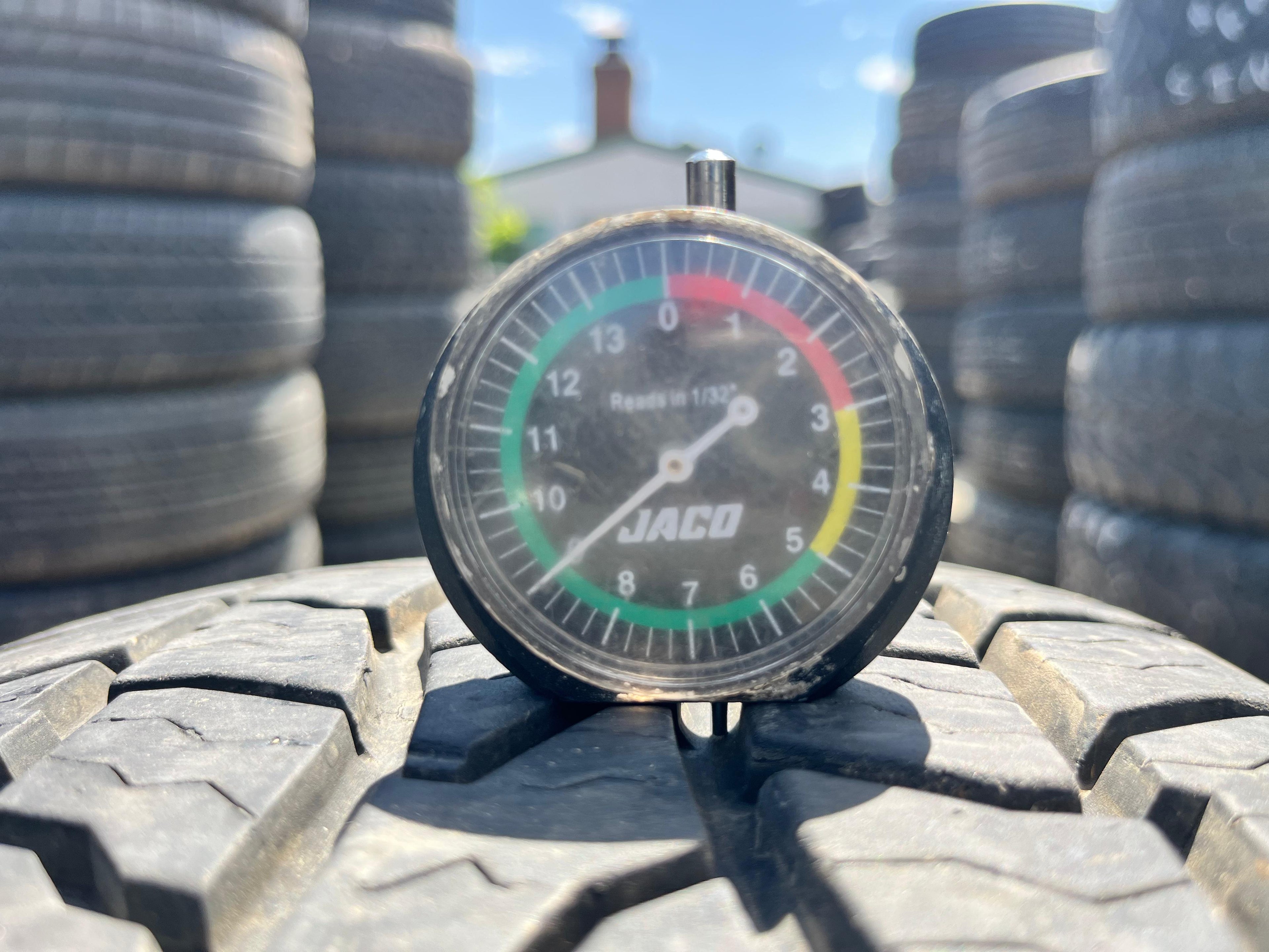 LT245/75R16 Single (1 Used Tire) Ironman All Country