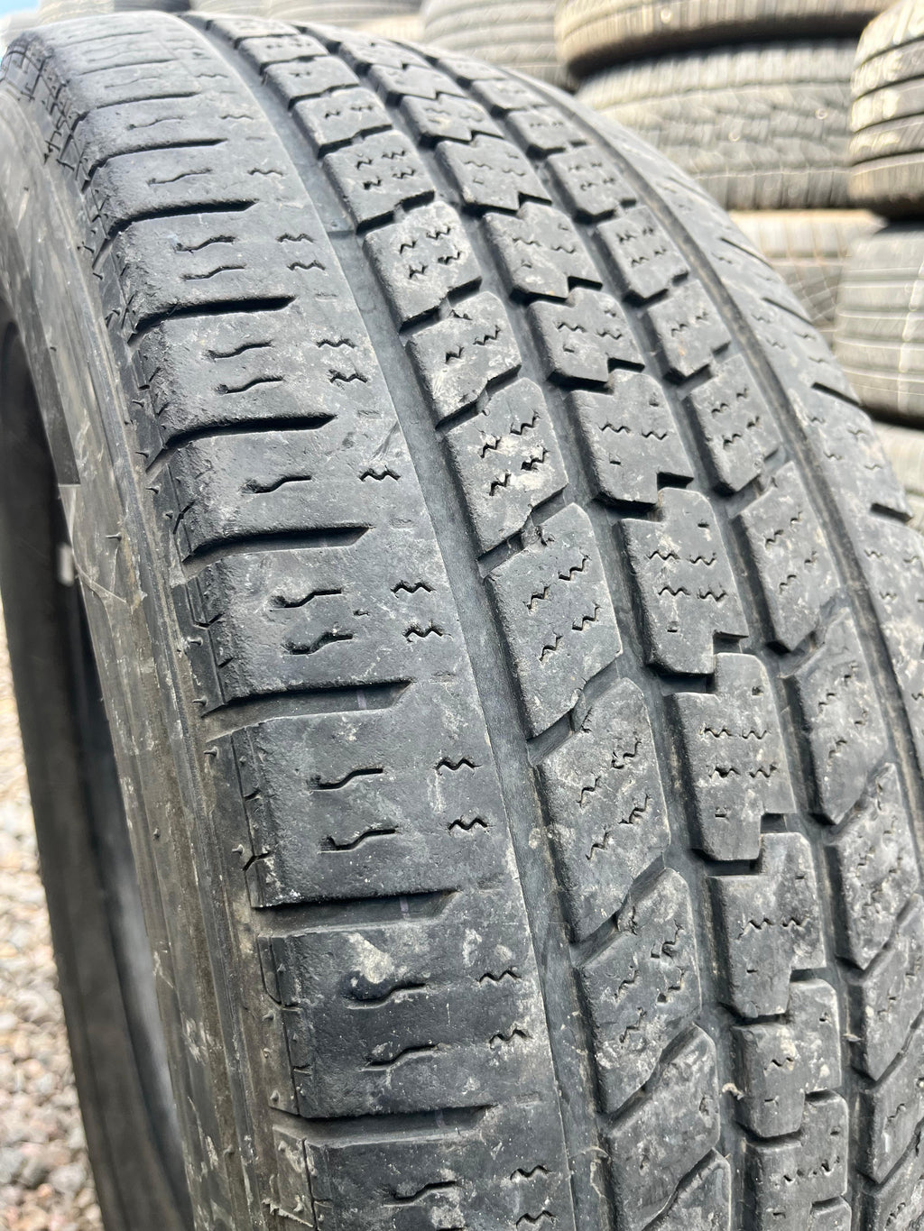 LT245/75R16 Single (1 Used Tire) Pathfinder