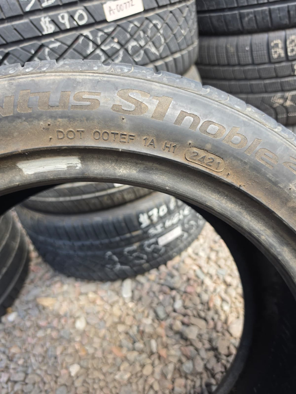 235/45ZR18 Single (1 Used Tire) Hankook Ventus S1 noble 2