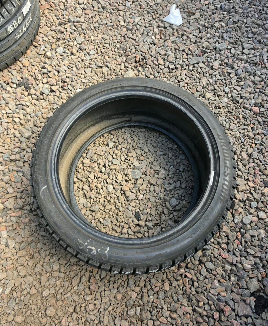 245/40R18 Single (1 Used Tire ) Bridgestone Blizzak