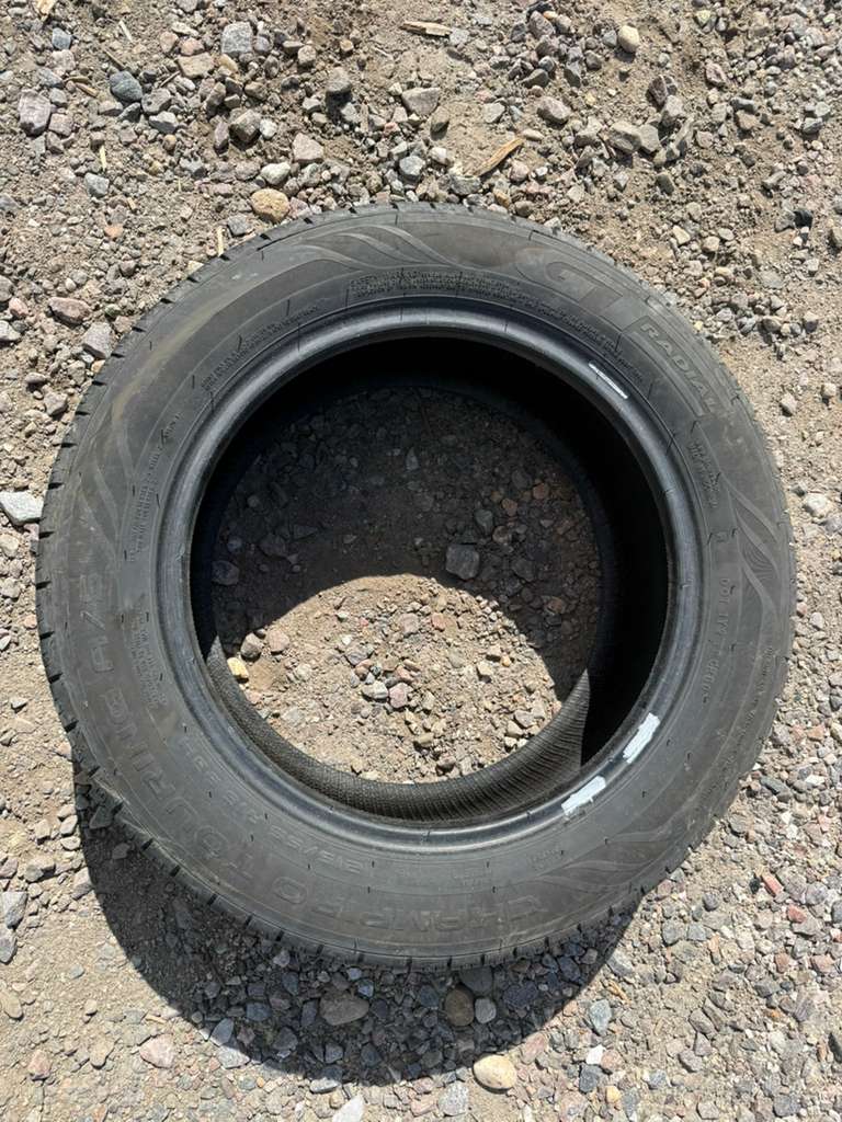 215/55R16 Single (1 Used Tire) GTradial Champiro Touring