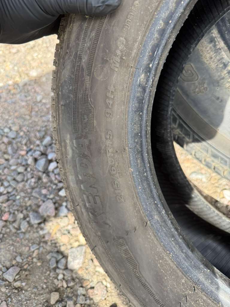 215/60R15 Single (1 Used Tire) Kenda Kenetic Touring