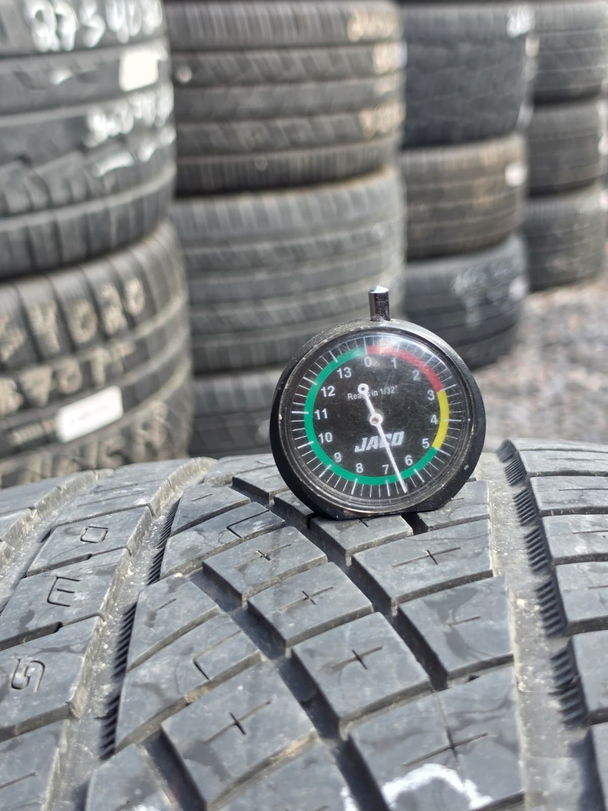 255/40ZR18 Single (1 Used Tire) Continental Extreme Contact