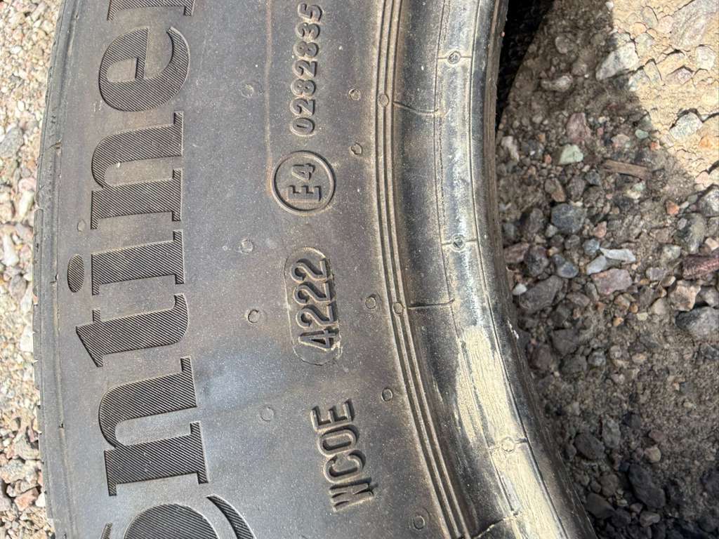 215/60R17 Single (1 Used Tire) Continental Pro Contact