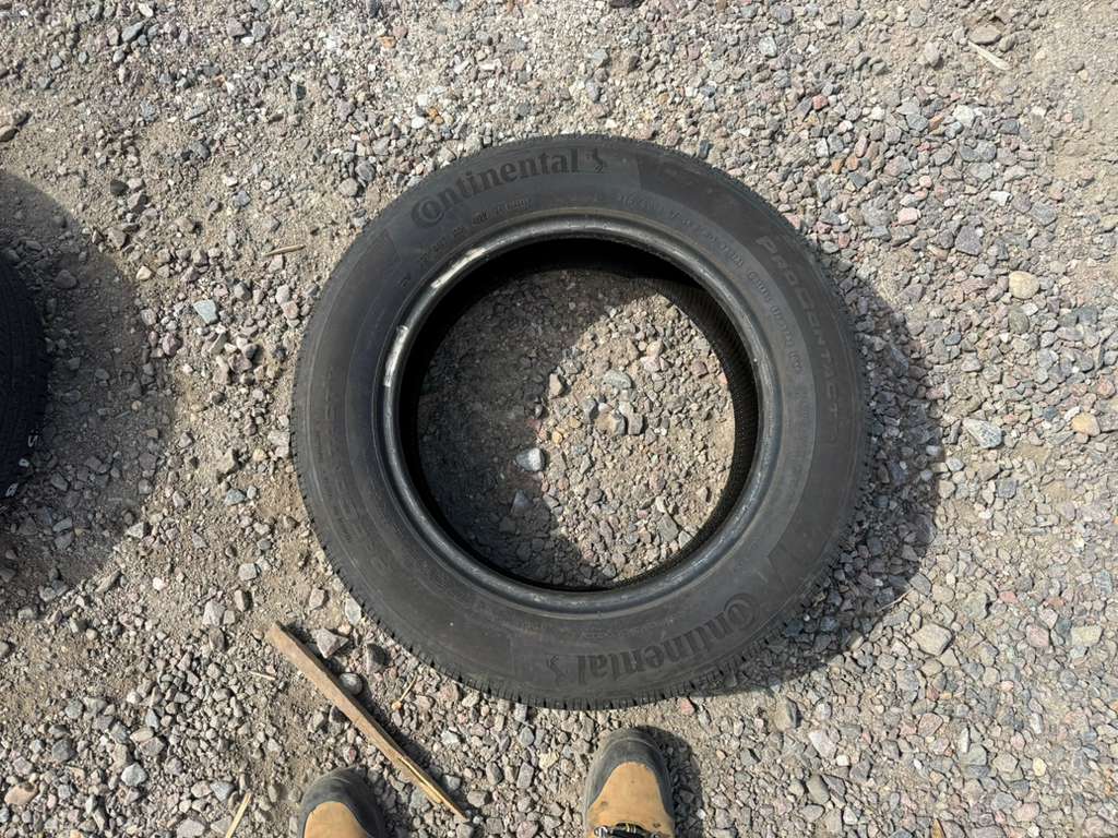 215/60R17 Single (1 Used Tire) Continental Pro Contact