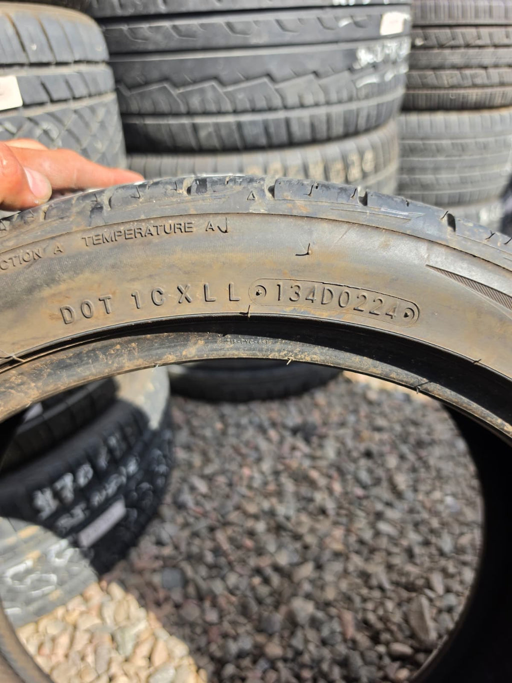 235/40R18 Single (1 Used Tire) Toyo Extensa HP