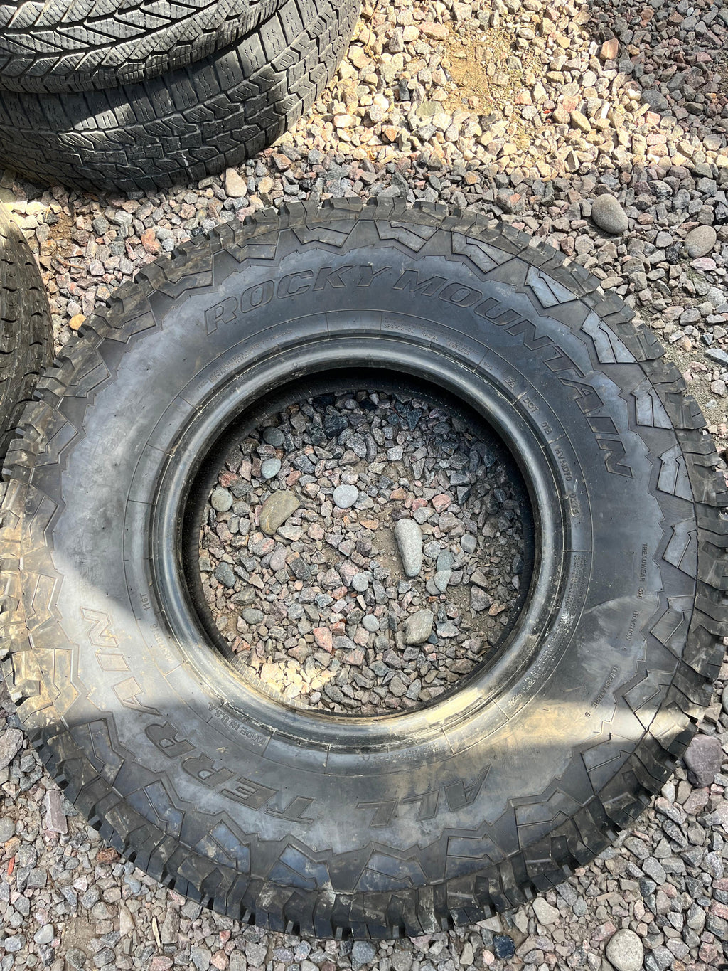 265/75R16 Single (1 Used Tire) Rocky Mountain All Terrain