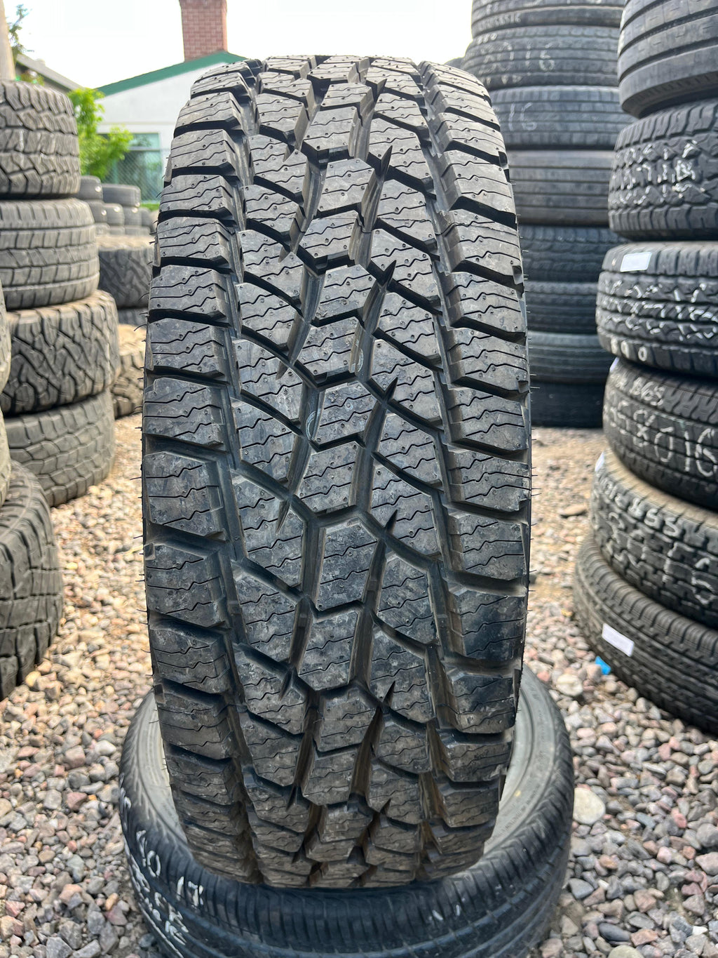LT285/75R16 Single (1 Used Tire) Hercules Terra Trac