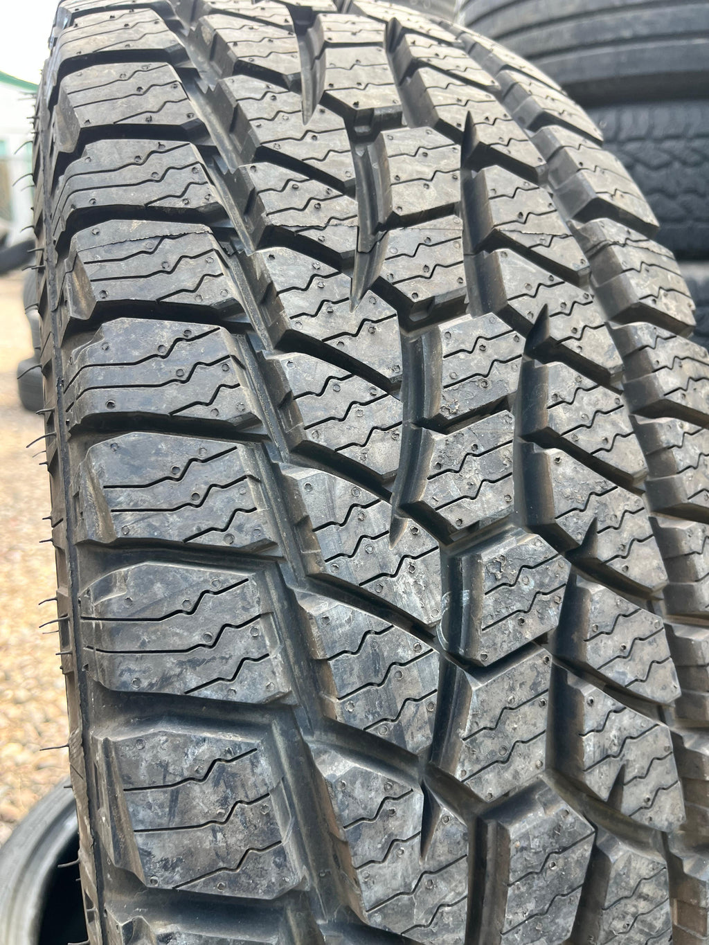 LT285/75R16 Single (1 Used Tire) Hercules Terra Trac