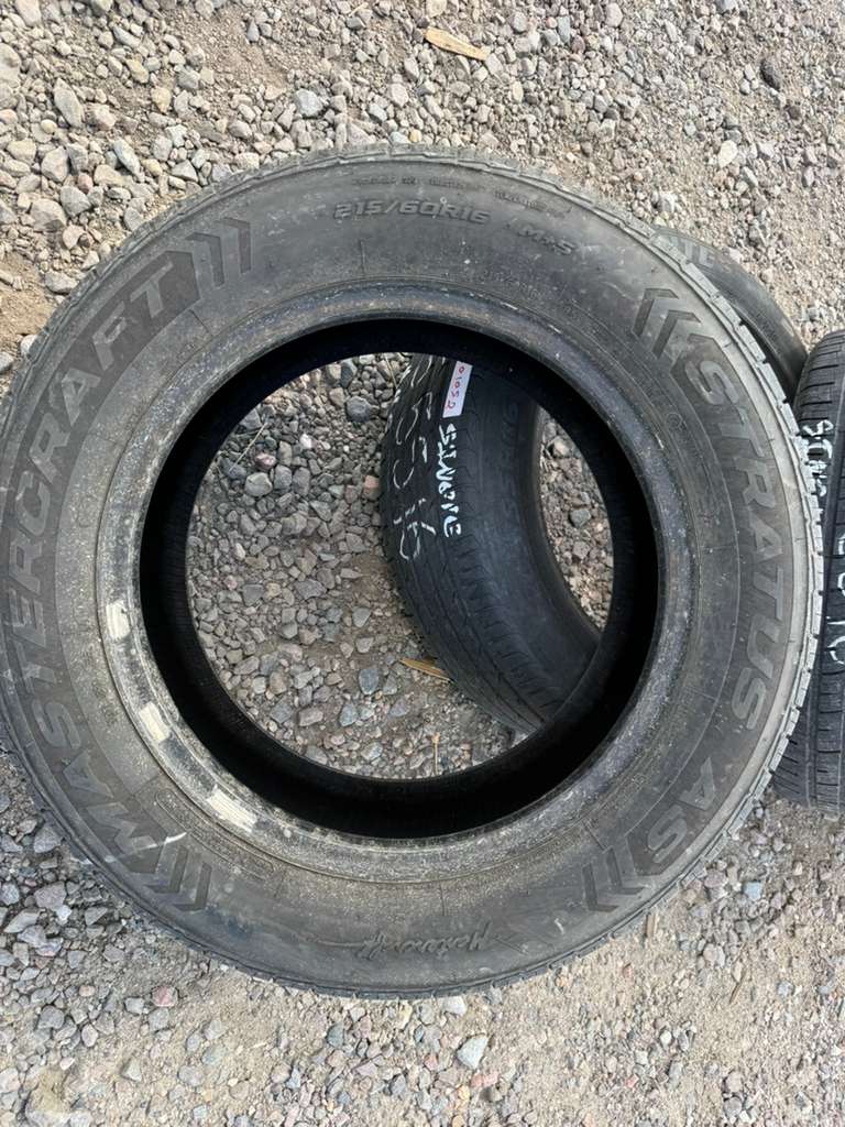 215/60R16 Single (1 Used Tire) Mastercraft Stratus