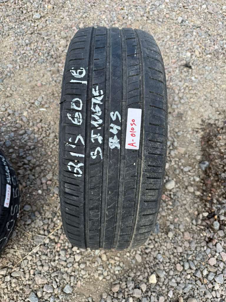 215/60R16 Single (1 Used Tire) Mastercraft Stratus