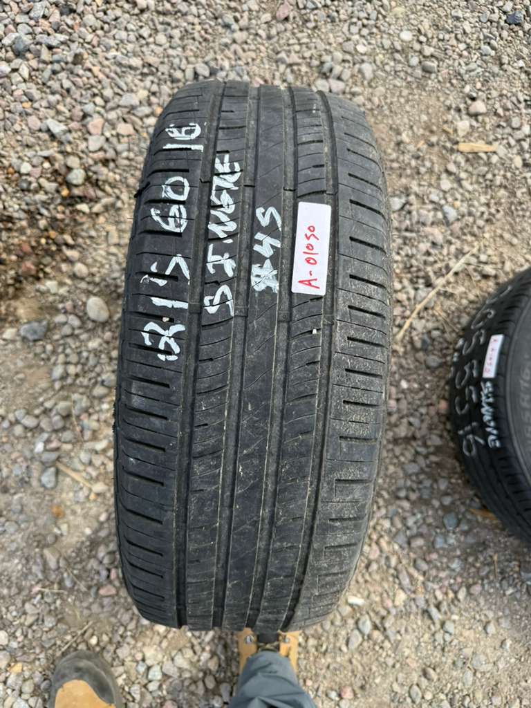 215/60R16 Single (1 Used Tire) Mastercraft Stratus