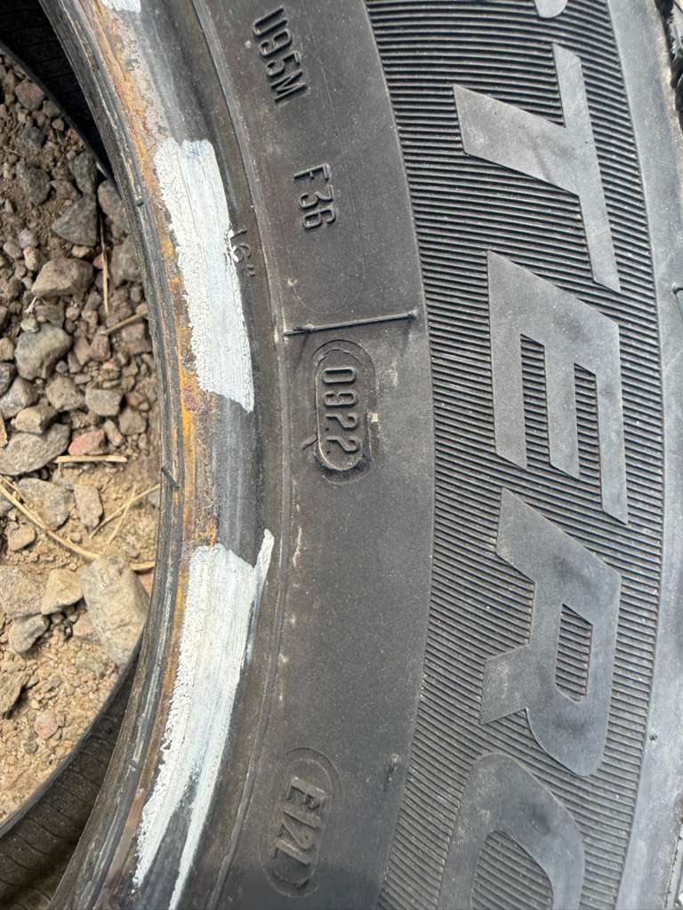 215/60R16 Single (1 Used Tire) Mastercraft Stratus