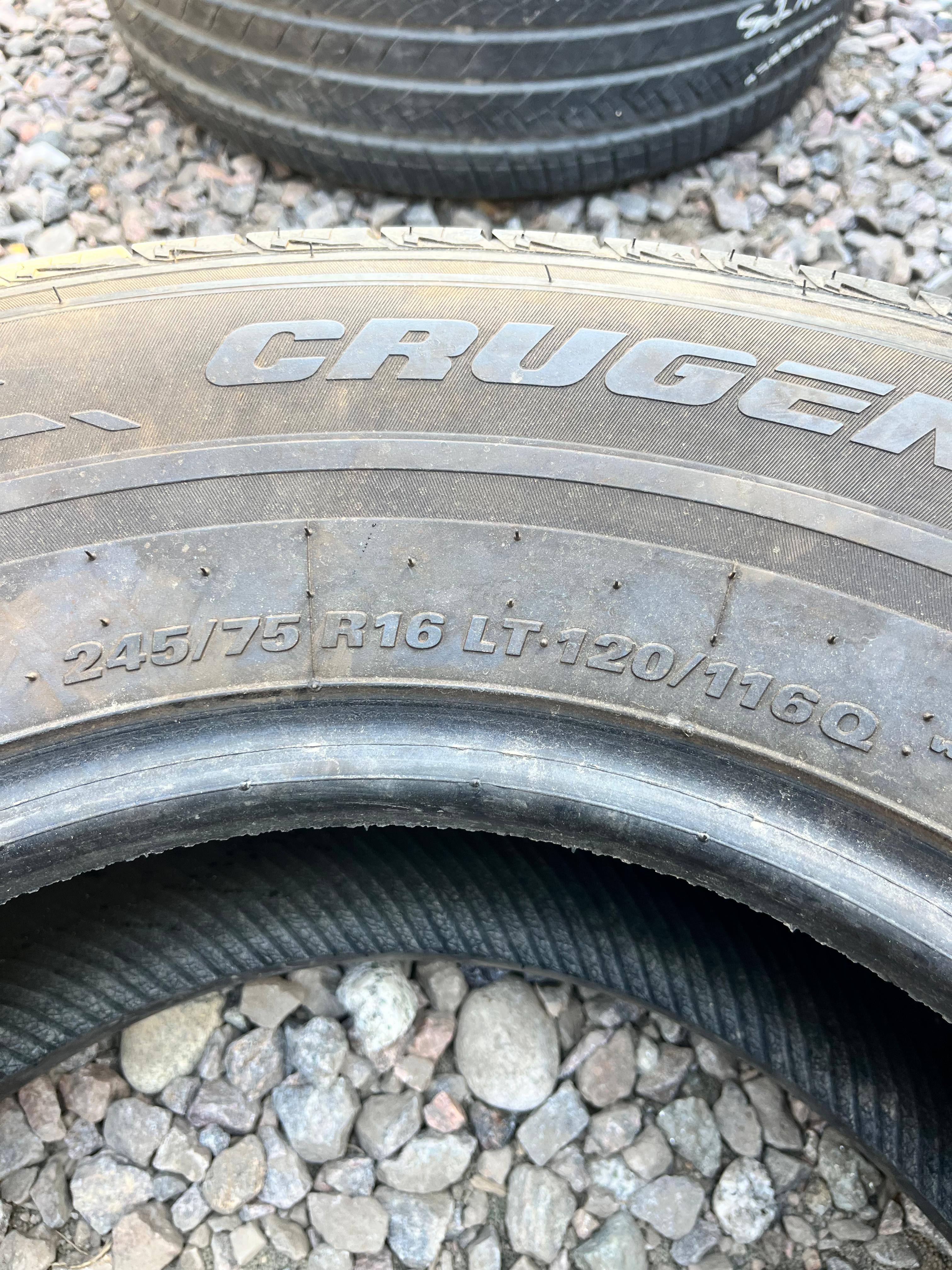 245/75R16 Single (1 Used Tire) Kumho Crugen HT51