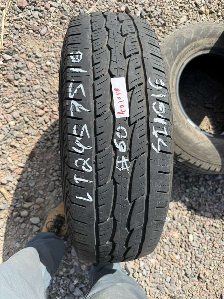 LT245/75R16 Single (1 Used Tire) Delinte DX-11 Bandit HT