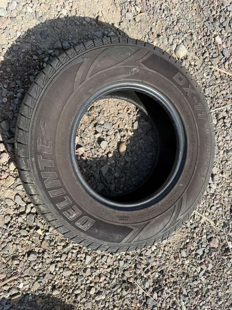 LT245/75R16 Single (1 Used Tire) Delinte DX-11 Bandit HT