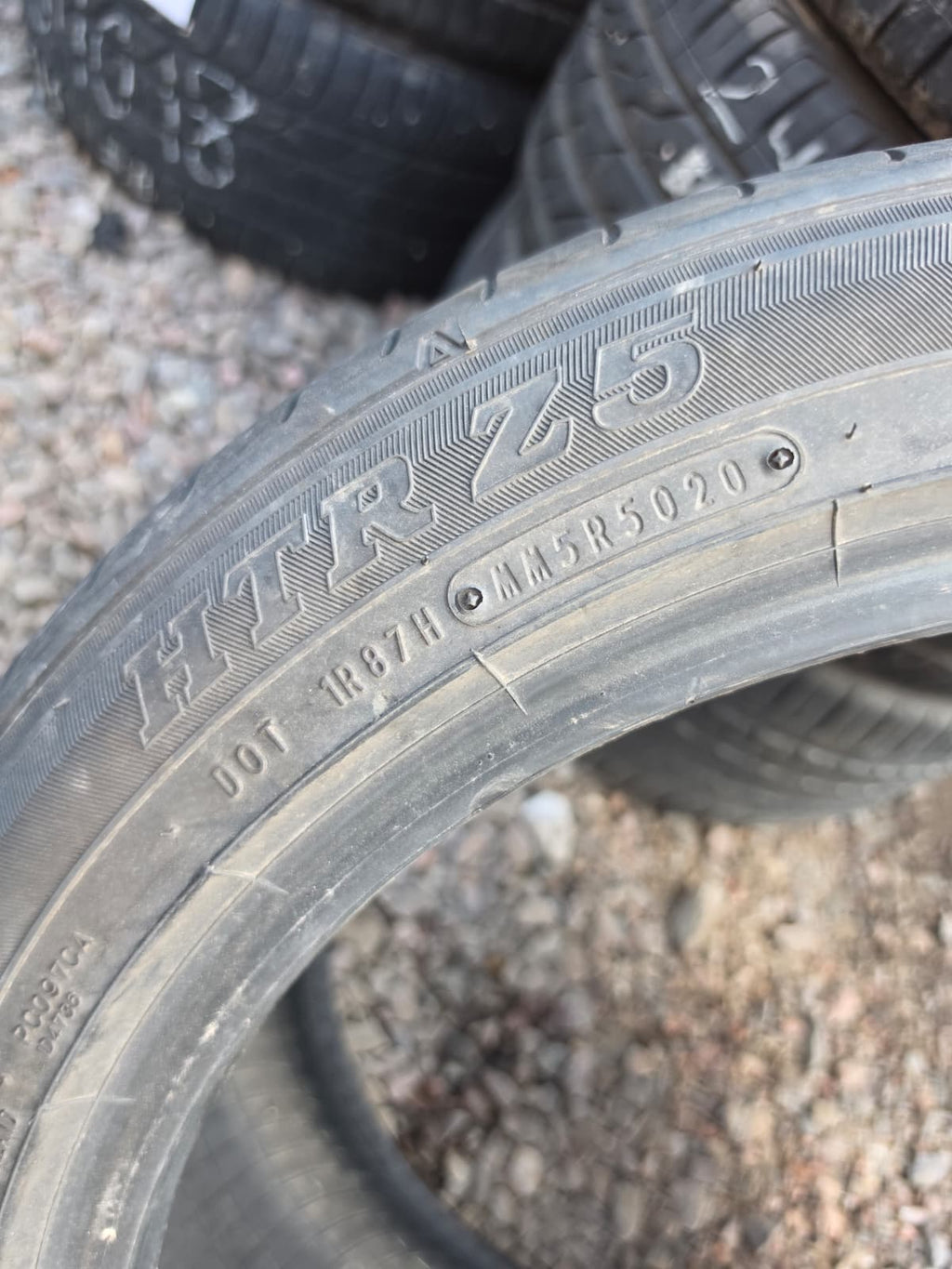 275/40ZR18 Single (1 Used Tire) Sumitomo HTR Z5