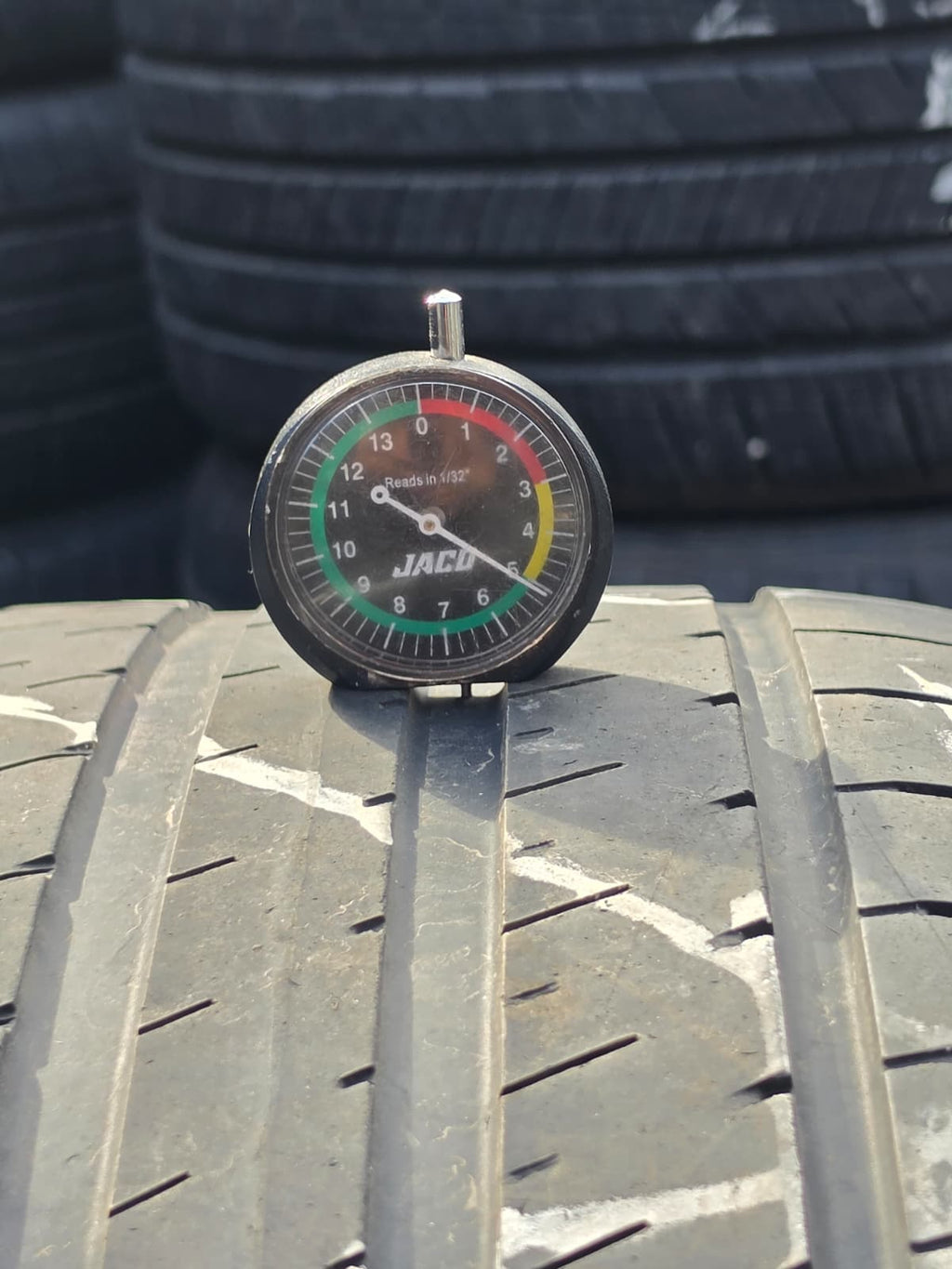 275/40ZR18 Single (1 Used Tire) Sumitomo HTR Z5