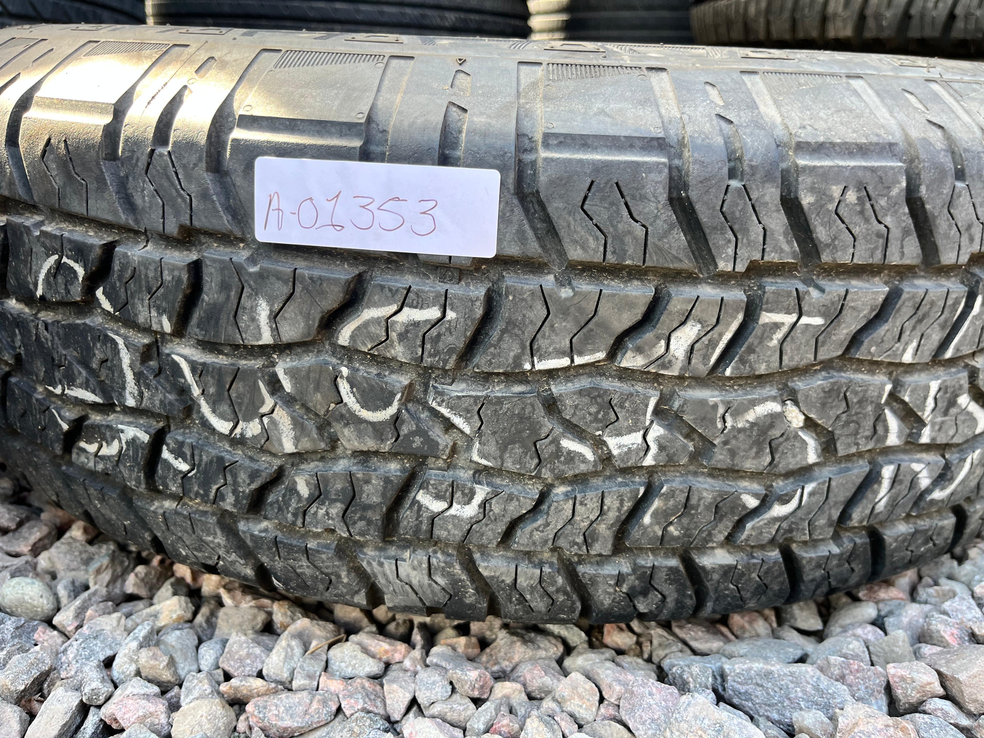 245/75R16 Single (1 Used Tire) Ironman All Country AT2