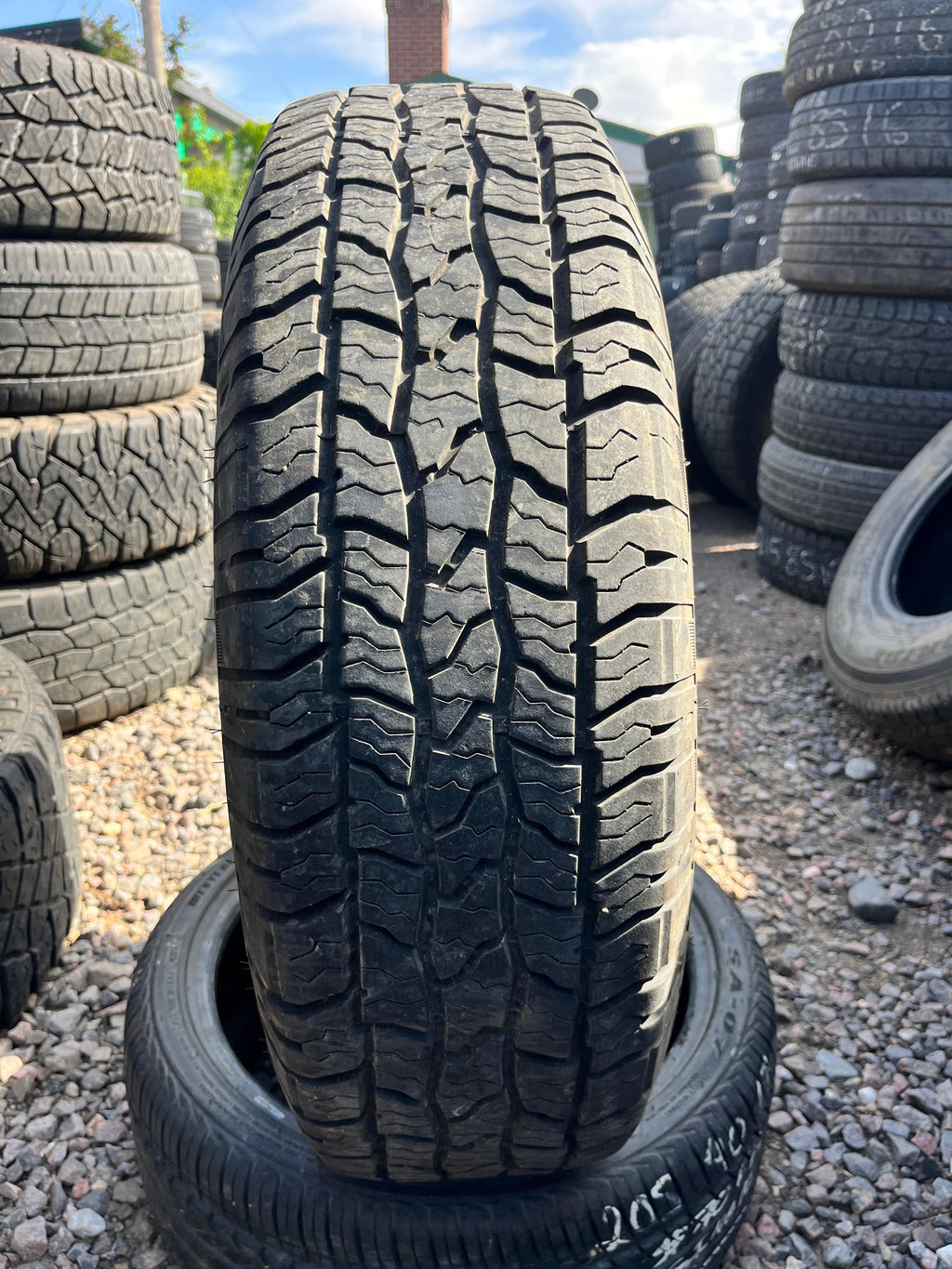 245/75R16 Single (1 Used Tire) Ironman All Country AT2