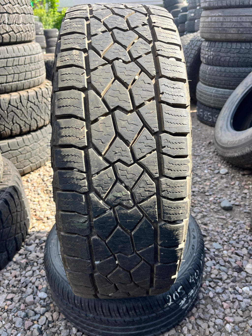 LT265/75R16 Single (1 Used Tire) Dean Tires Back Country