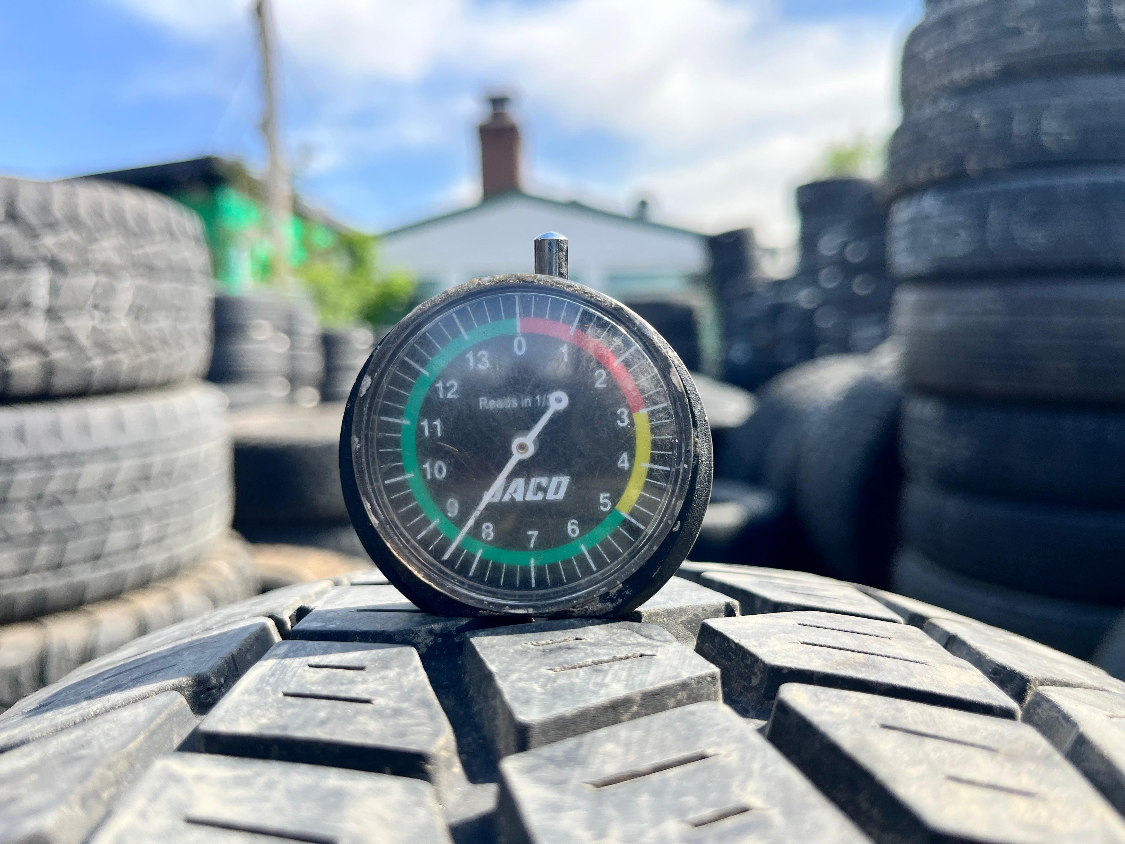 225/75R16 Single (1 Used Tire) Mastercraft Stratus AS