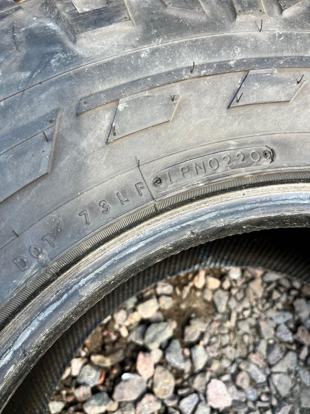 285/75R16 Single (1 Used Tire) Nitto Ridge Grappler
