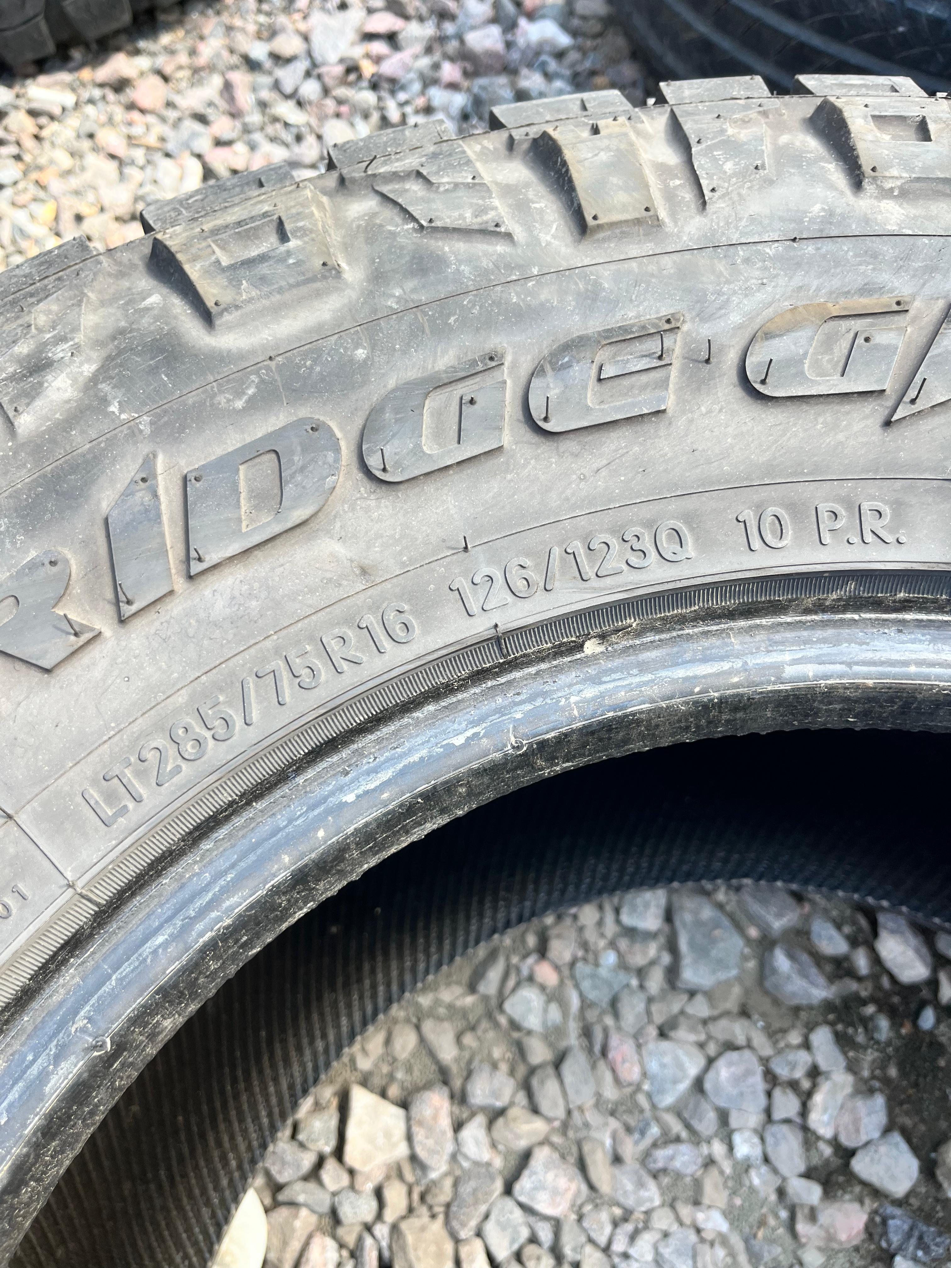 285/75R16 Single (1 Used Tire) Nitto Ridge Grappler