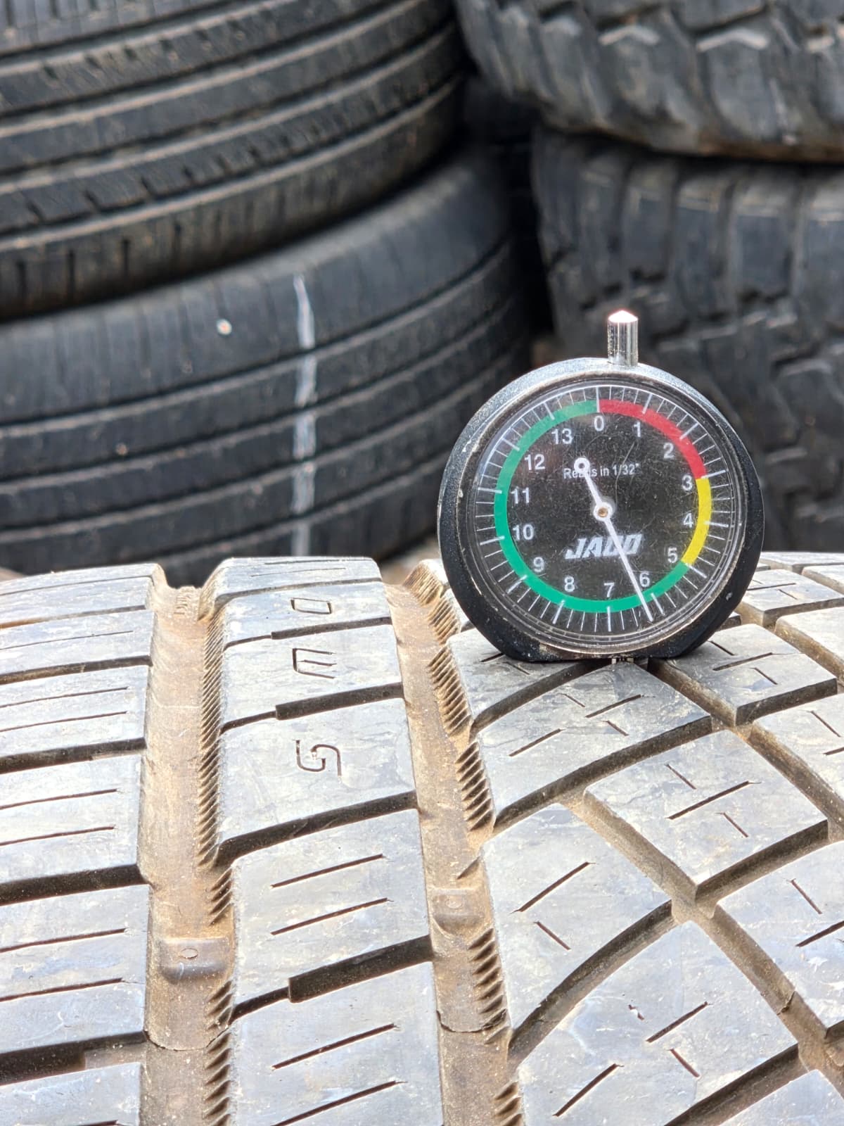 275/35ZR18 Single (1 Used Tire) Continental Extreme Contact