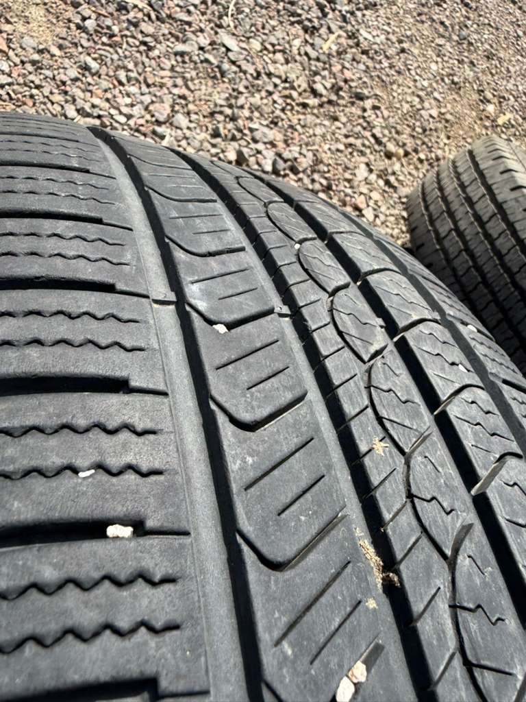255/55R20 Single  (1 Used Tire) Pirelli Scorpian AS Plus3