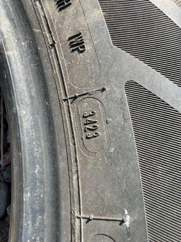 255/55R20 Single (1 Used Tire) Cooper Endeavor Plus