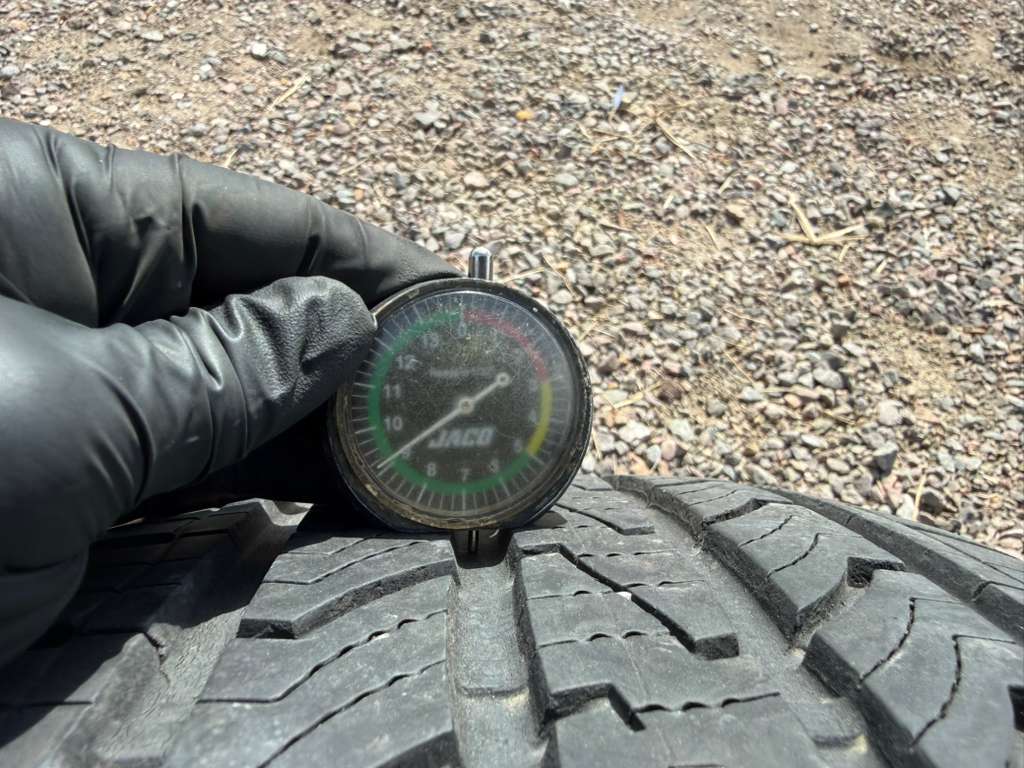 255/55R20 Single (1 Used Tire) Cooper Endeavor Plus