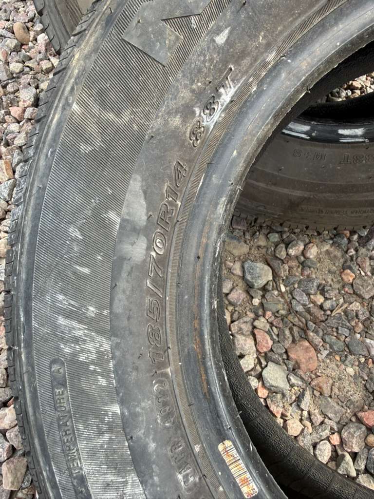 185/70R14 Single (1 Used Tire) Nexen N Priz AH5