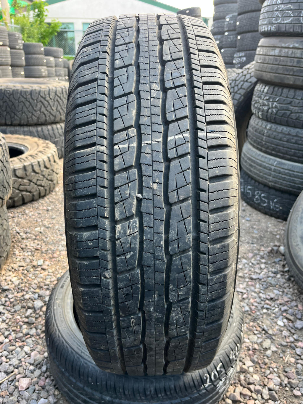 265/75R16 Single (1 Used Tire) General Grabber