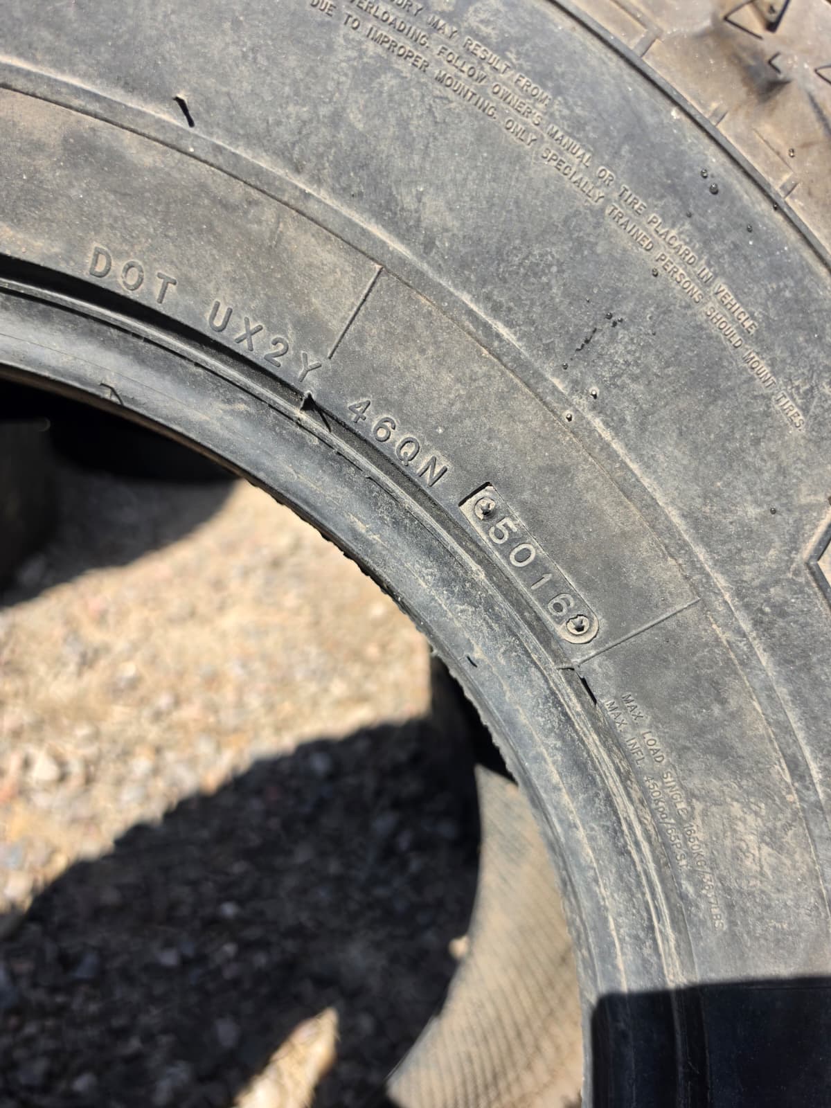 LT235/80R17 Single (1 Used Tire) Federal Couracia