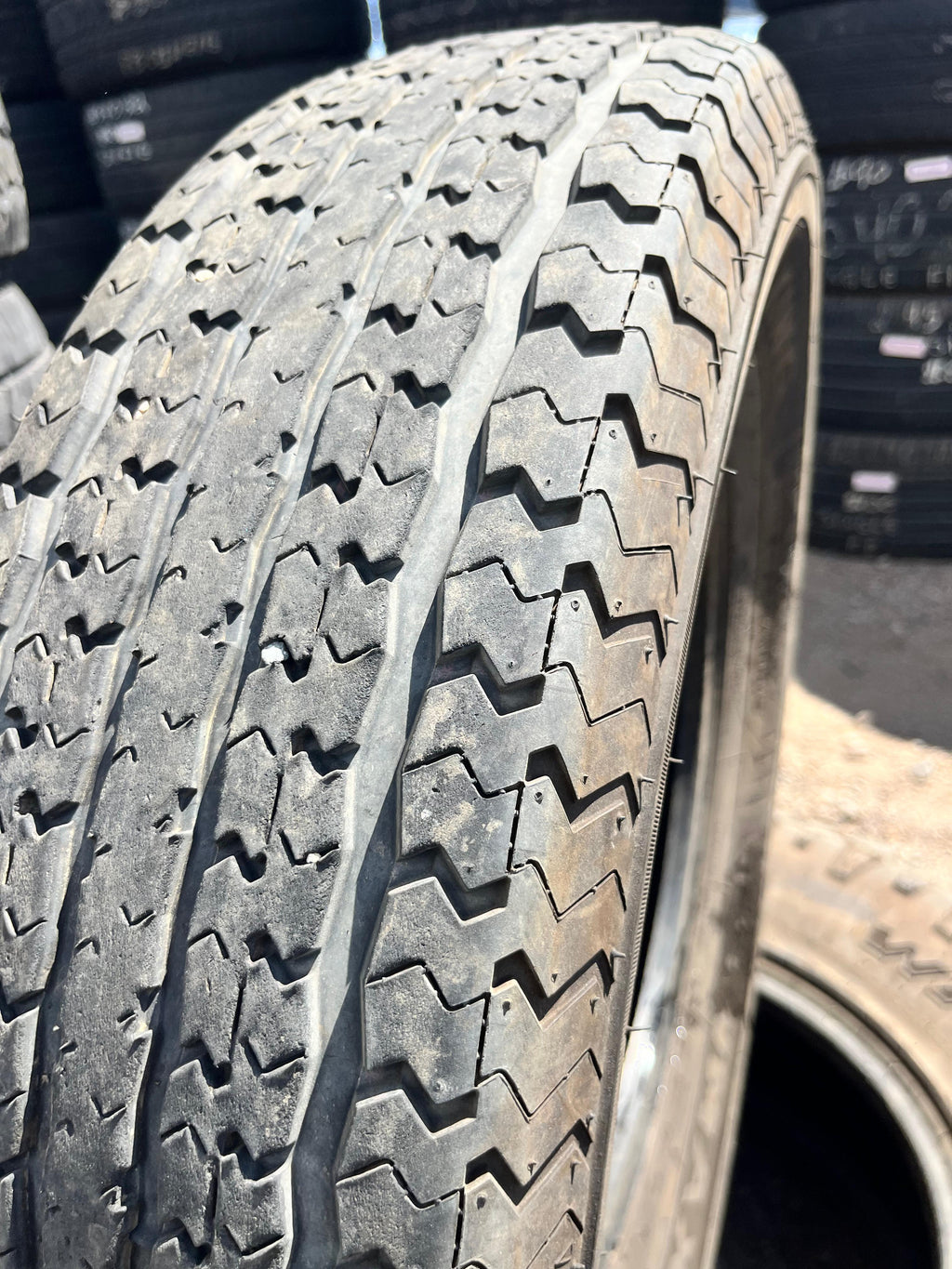 ST235/80R16 Single (1 Used Tire) Power King Towmax
