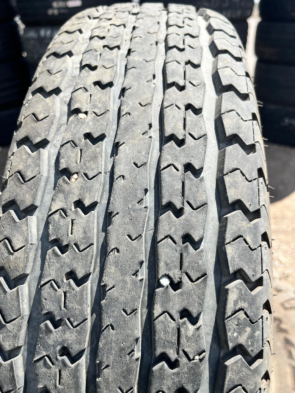 ST235/80R16 Single (1 Used Tire) Power King Towmax