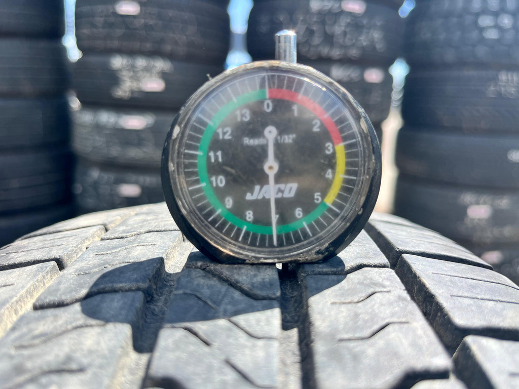 LT215/85R16 Single (1 Used Tire) Mastercraft Stratus HT