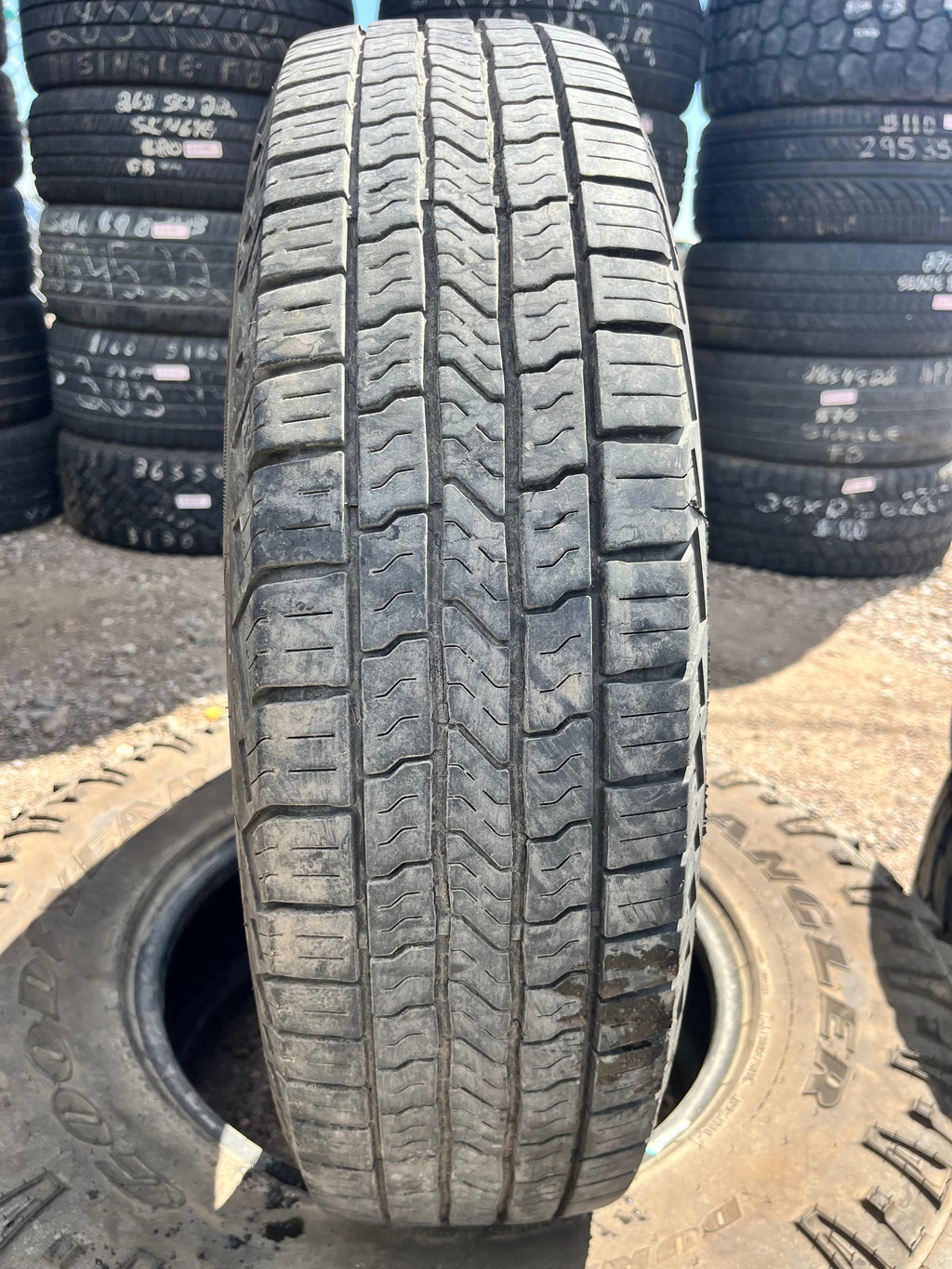 LT215/85R16 Single (1 Used Tire) Mastercraft Stratus HT