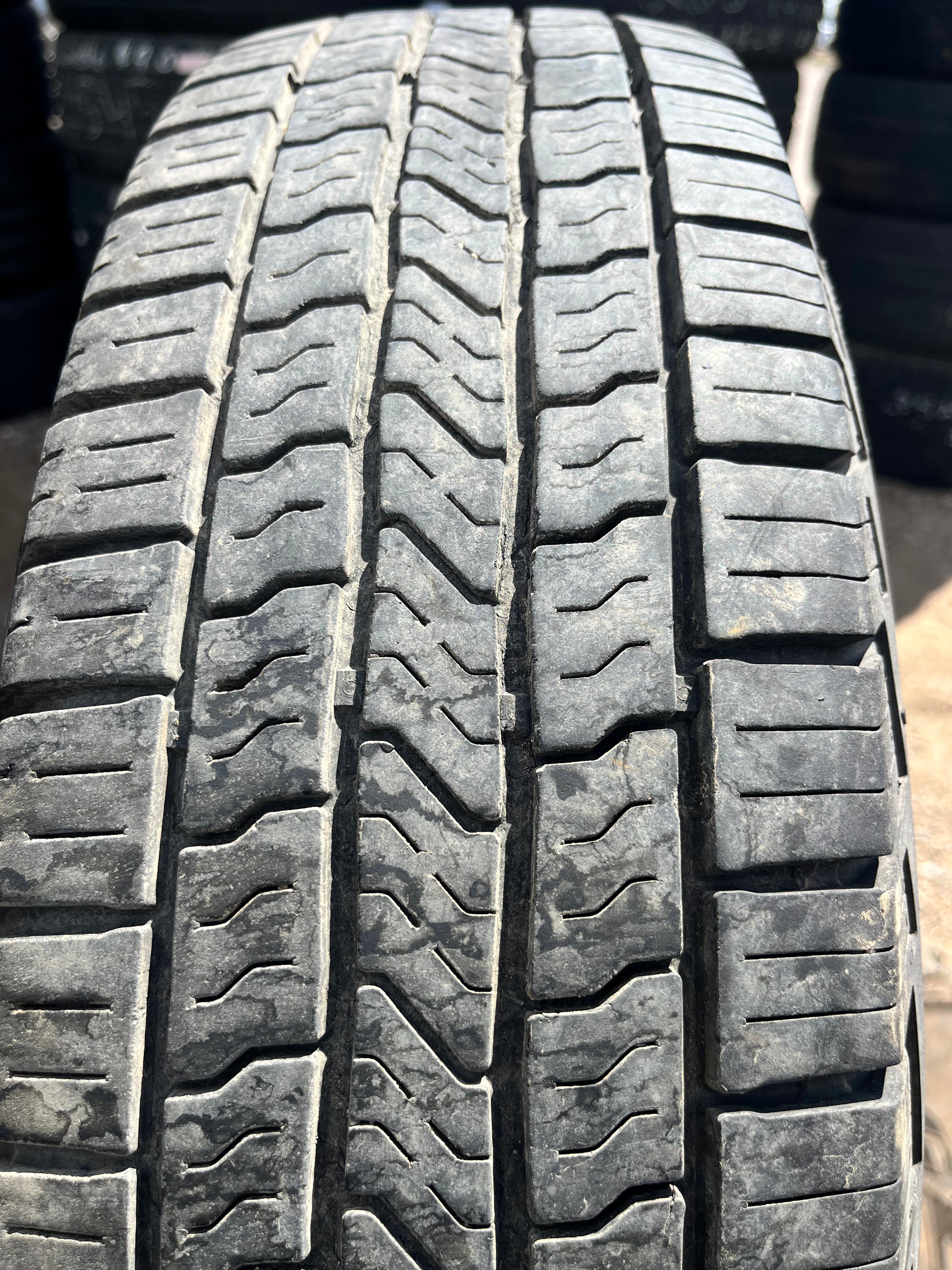 LT215/85R16 Single (1 Used Tire) Mastercraft Stratus HT