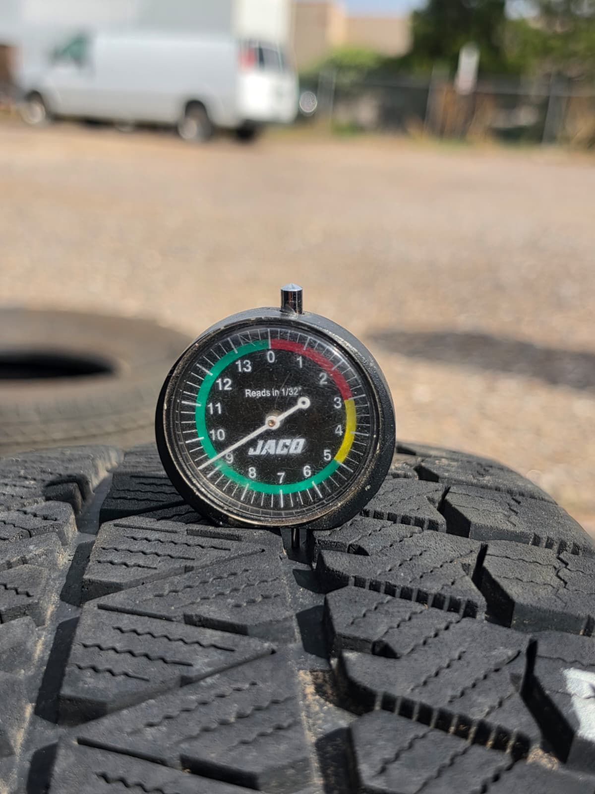 225/65R17 Single (1 Used Tire) Bridgestone Blizzak