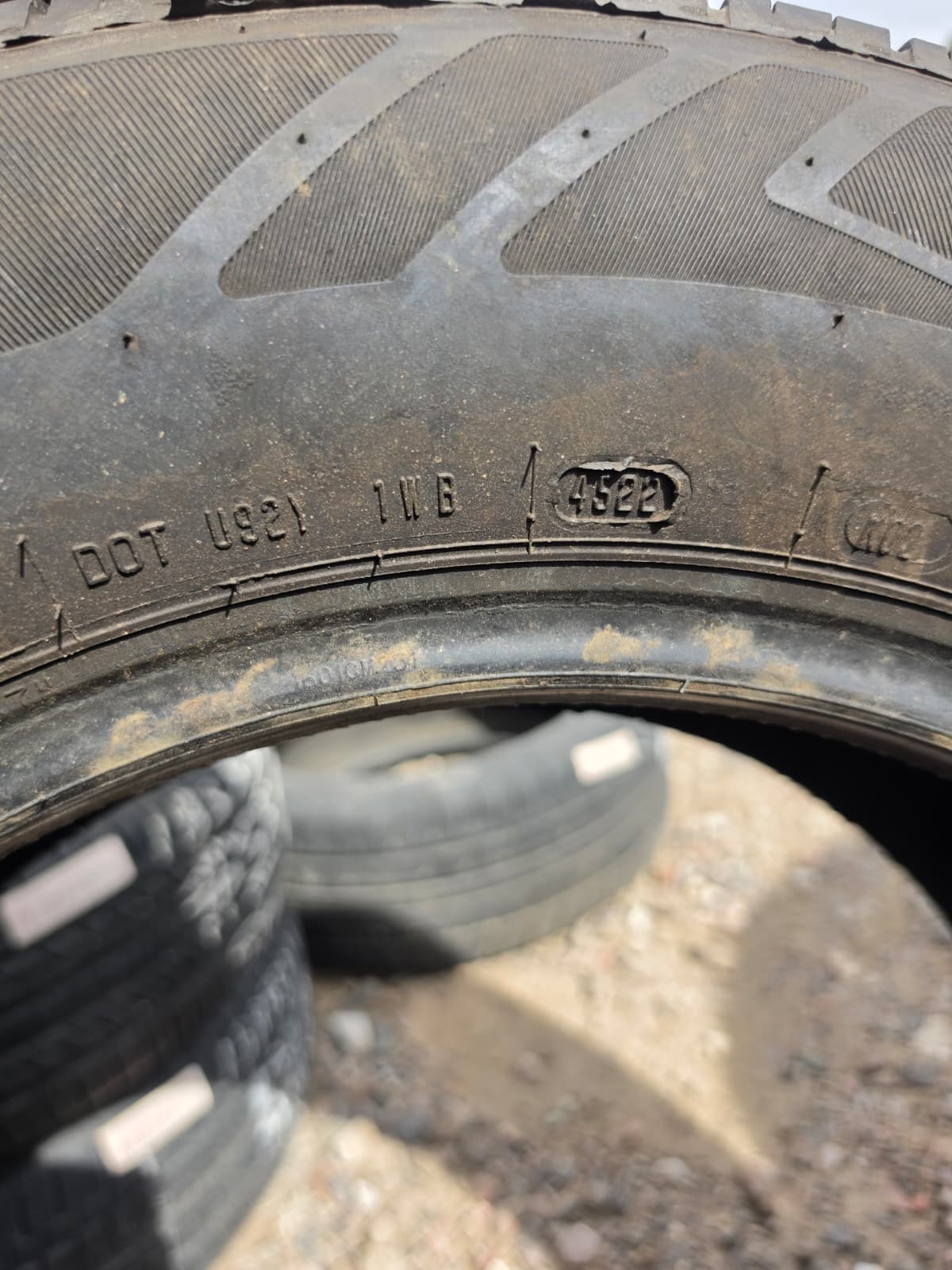 225/65R17 Single (1 Used Tire) Cooper Endeavor Plus