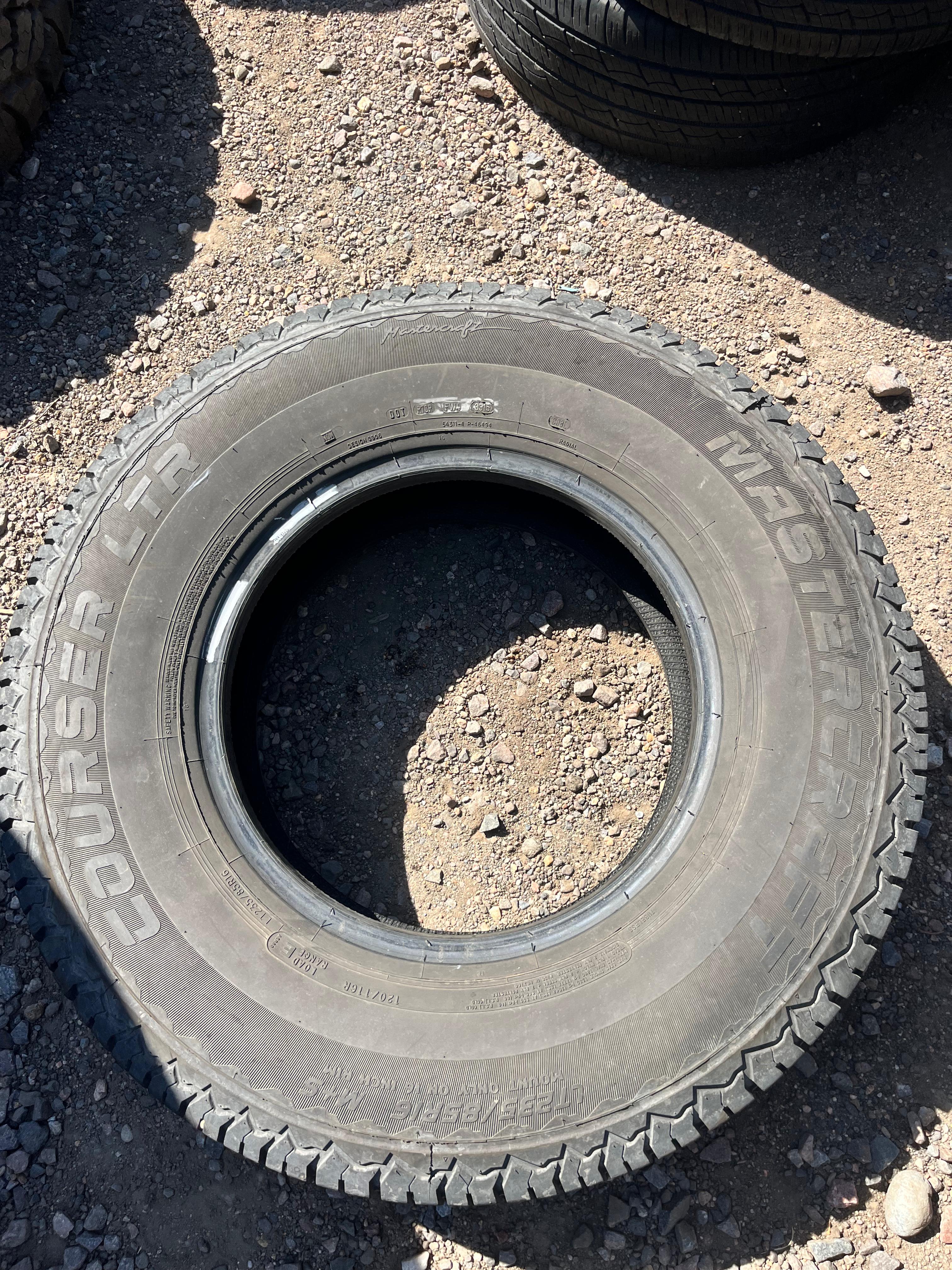 LT235/85R16 Single (1 Used Tire) Mastercraft Courser LTR