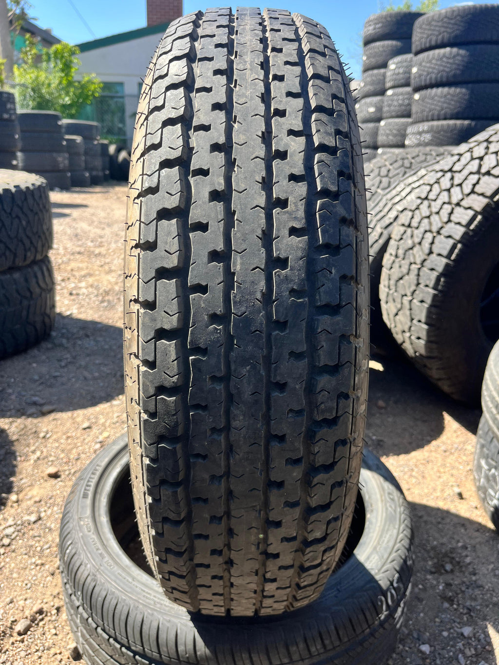 ST235/80R16 Single (1 Used Tire) Freestar Radial ST